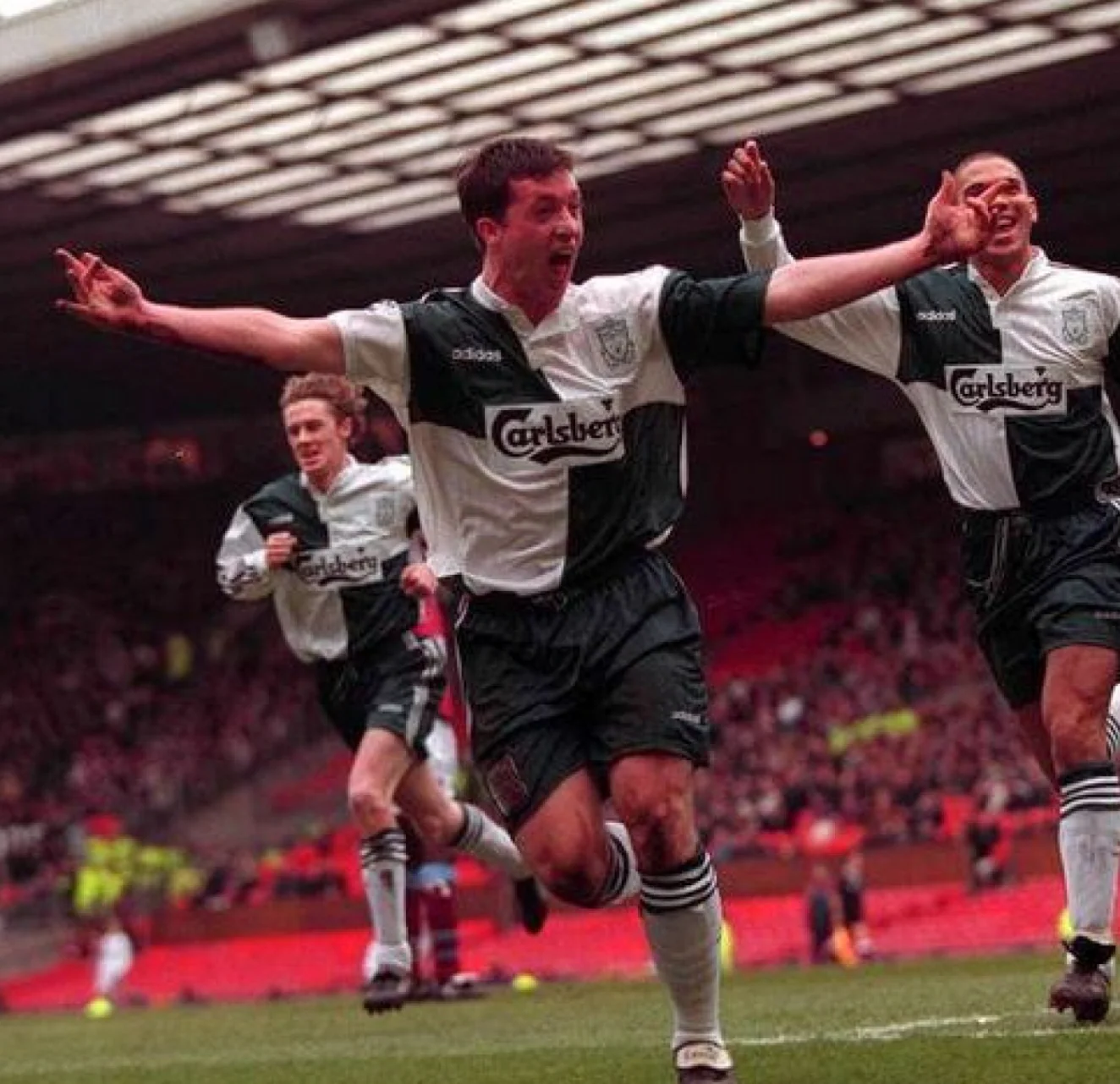 Liverpool away retro Jersey 1995-1996 - Image 9