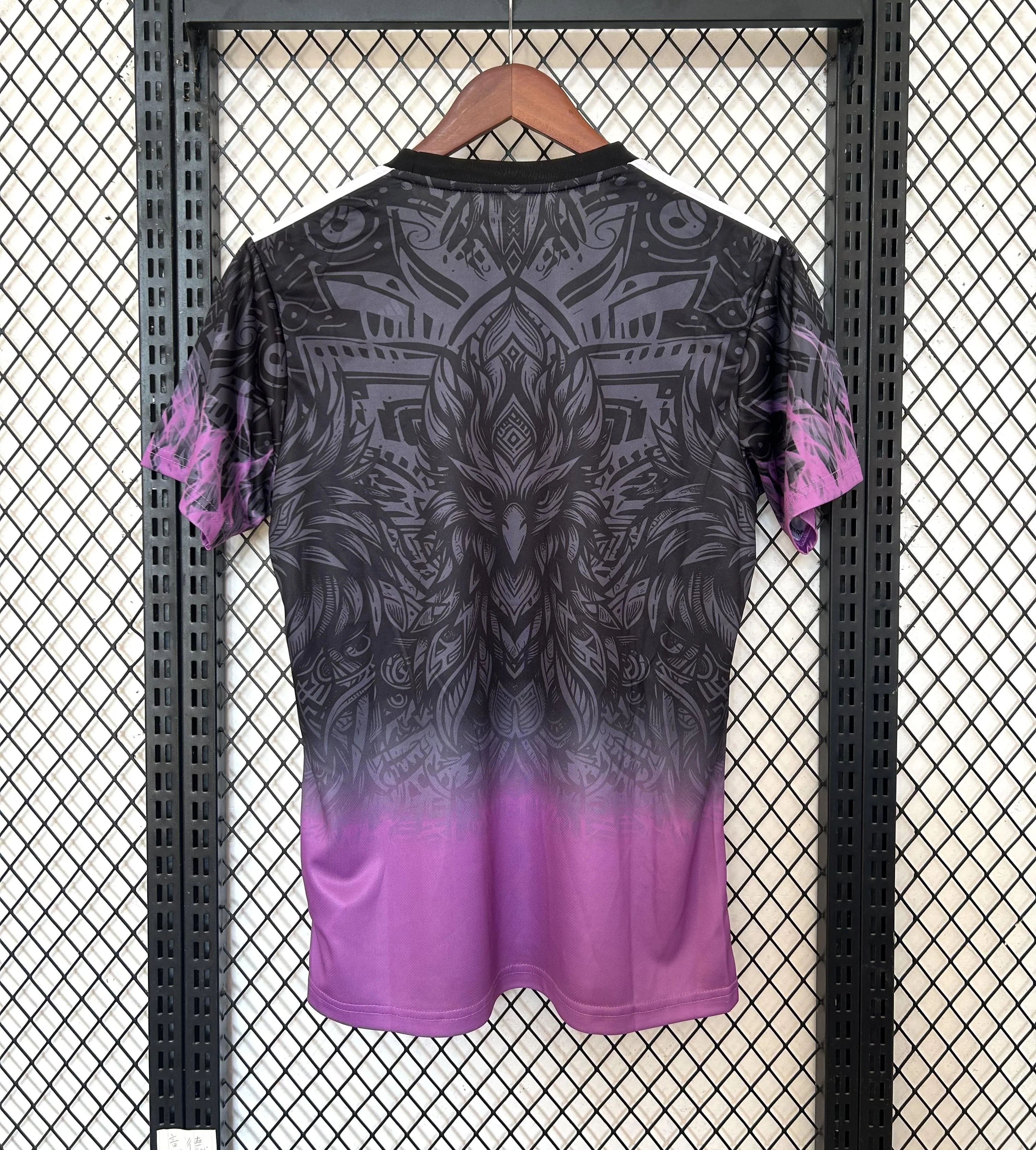 Liverpool purple Eagle Phoenix Special Kit - Image 6