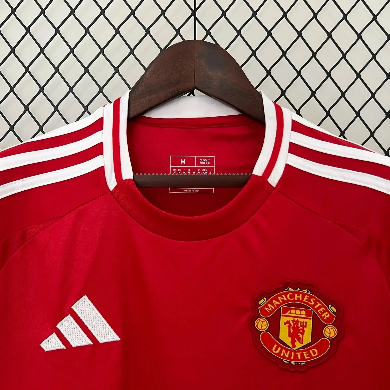 Man United Home jersey 2024/25 - Image 6