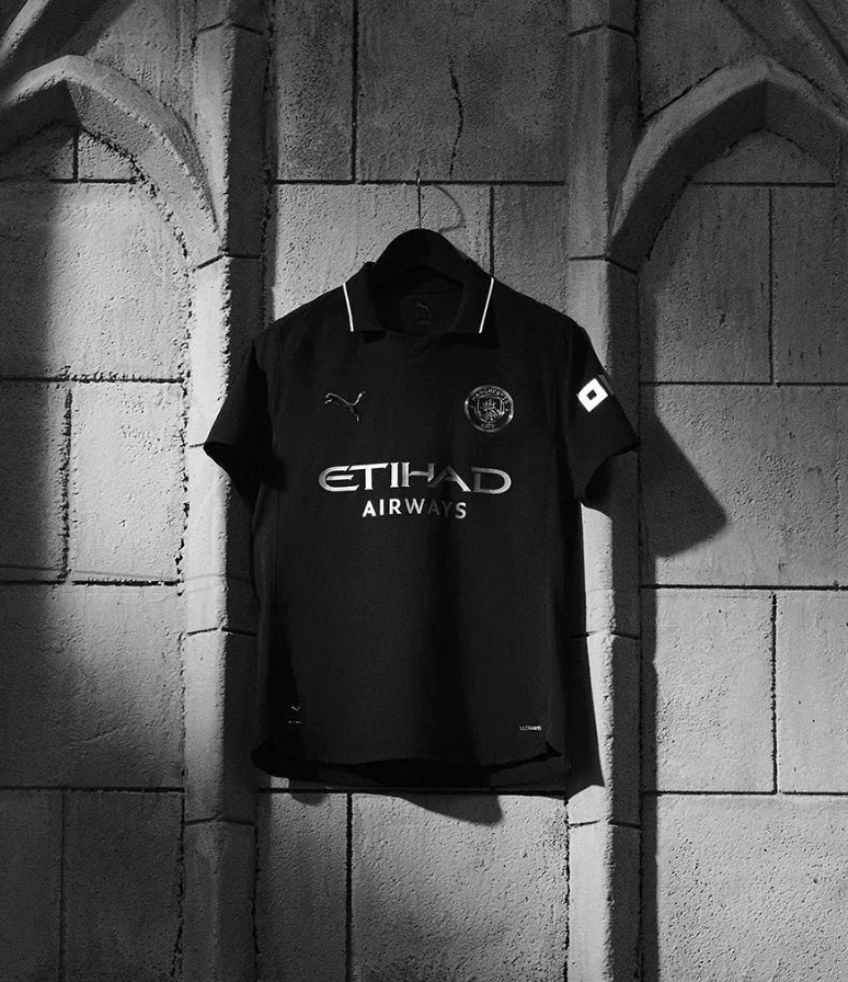 Manchester City 2025/2026 Black Away Jersey - Image 4