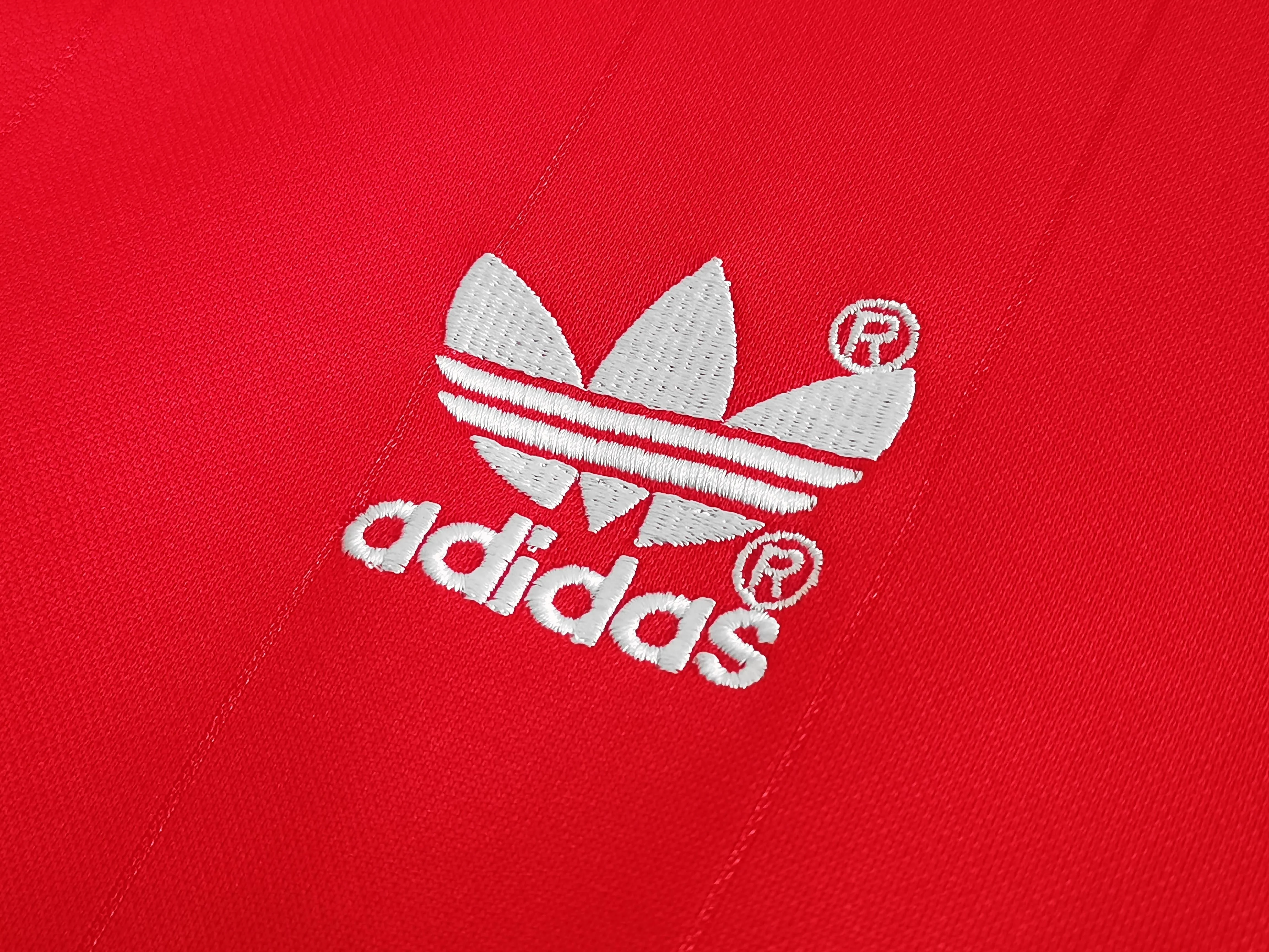 Manchester United 1986-1987 Long Sleeve Home Kit - Image 3