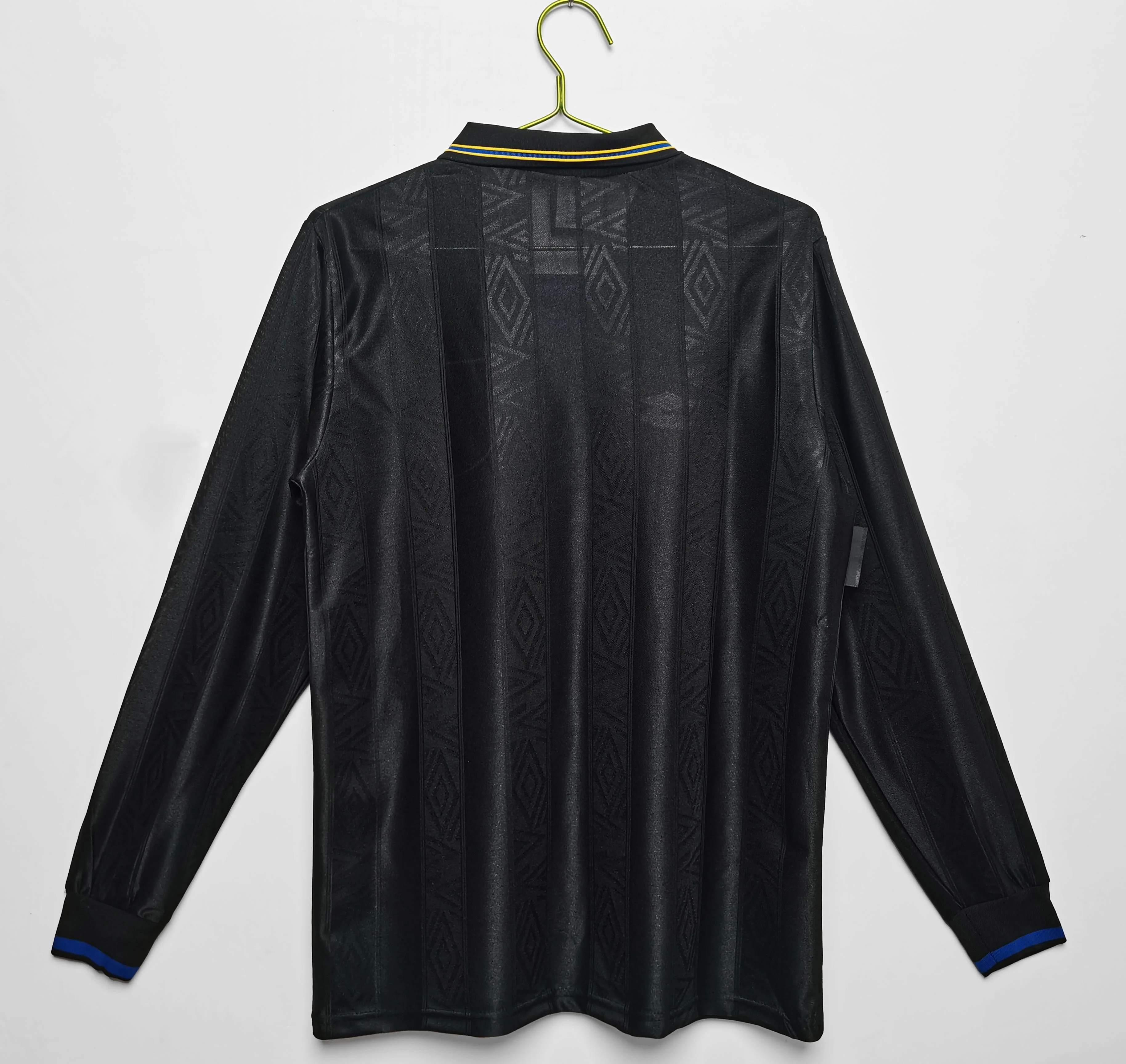 Manchester United 1993-1995 Long Sleeve Away Kit - Image 7