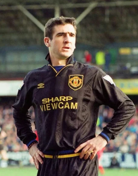 Manchester United 1993-1995 Long Sleeve Away Kit - Image 8