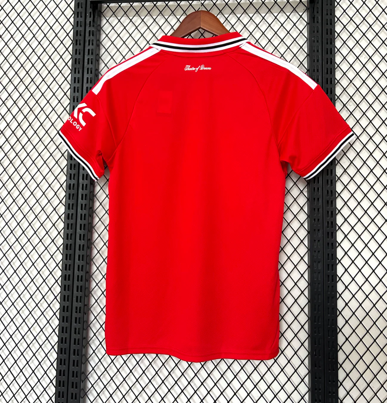Manchester united 2026/2027 Home Jersey - Image 4