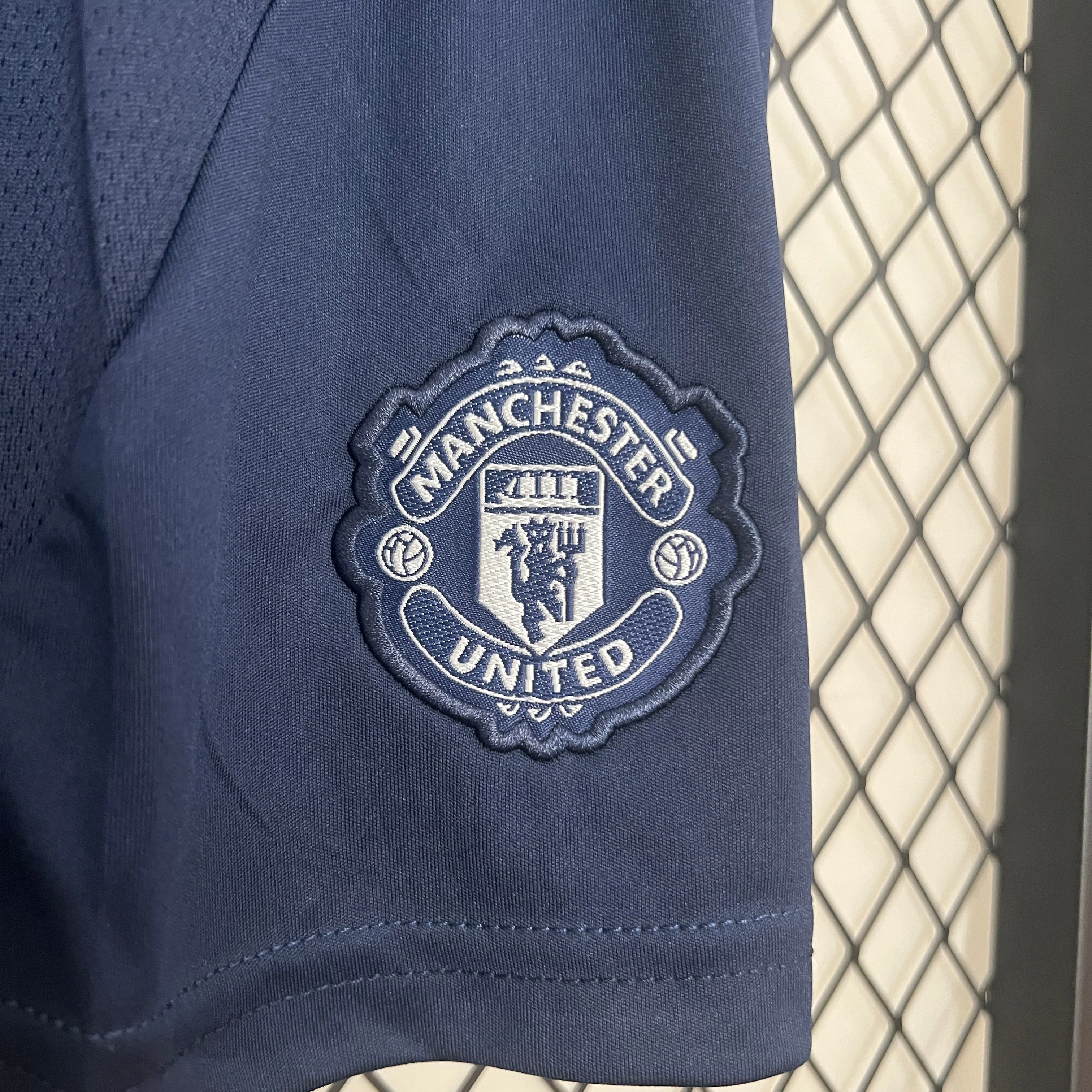 Manchester united 24-25 Kids football jersey - Image 8