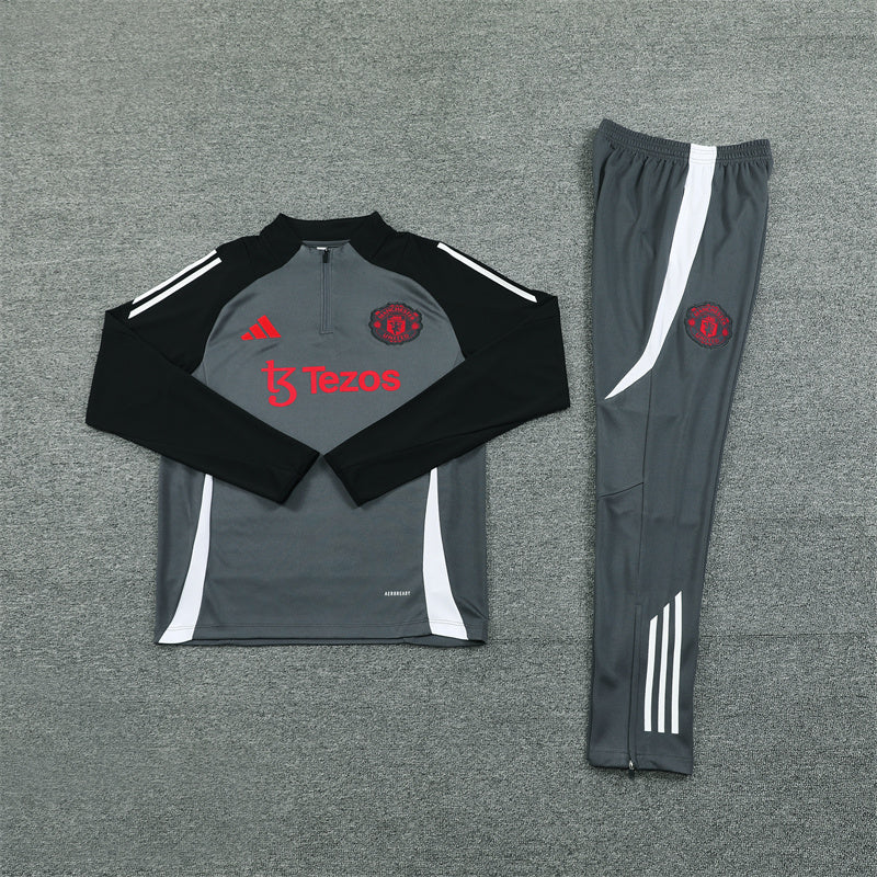 Manchester United grey Tracksuit 2024/2025 - Image 2