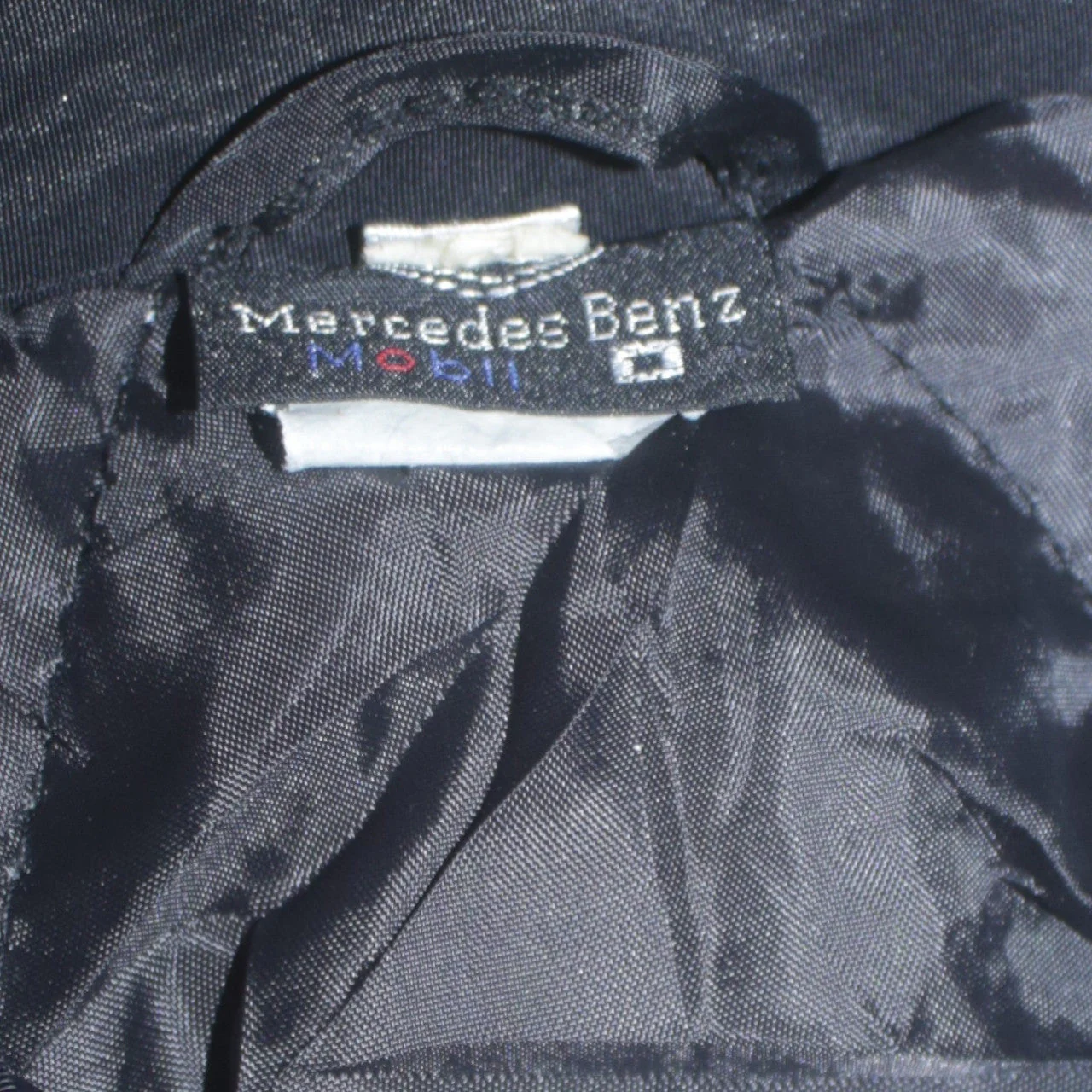 Mercedes-Benz Black Red Nascar Jacket Men's XLarge Embroidered McLaren Logos Racing Bomber Outerwear - Image 7