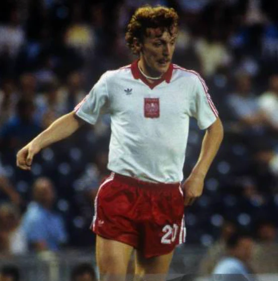 Poland Home Retro Jersey 1982 - Image 6
