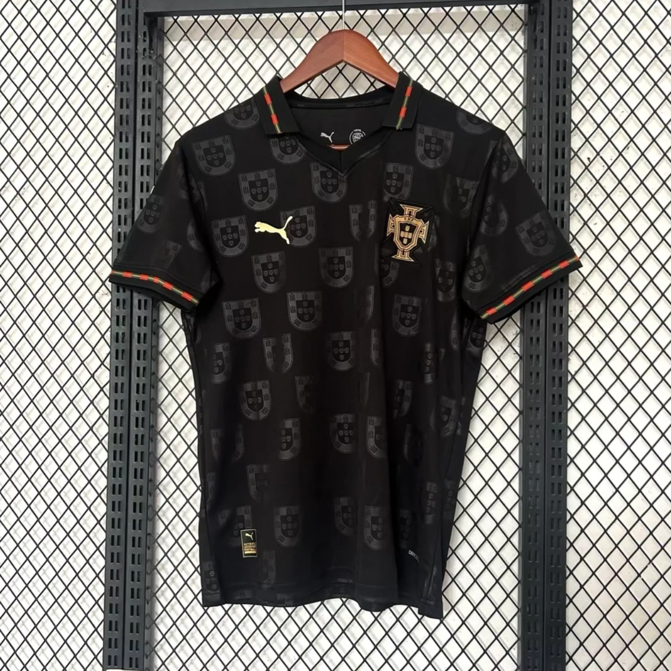 Portugal 2026 Special Edition Eusébio Kit – “Pantera Negra” (Black Jersey) - Image 3