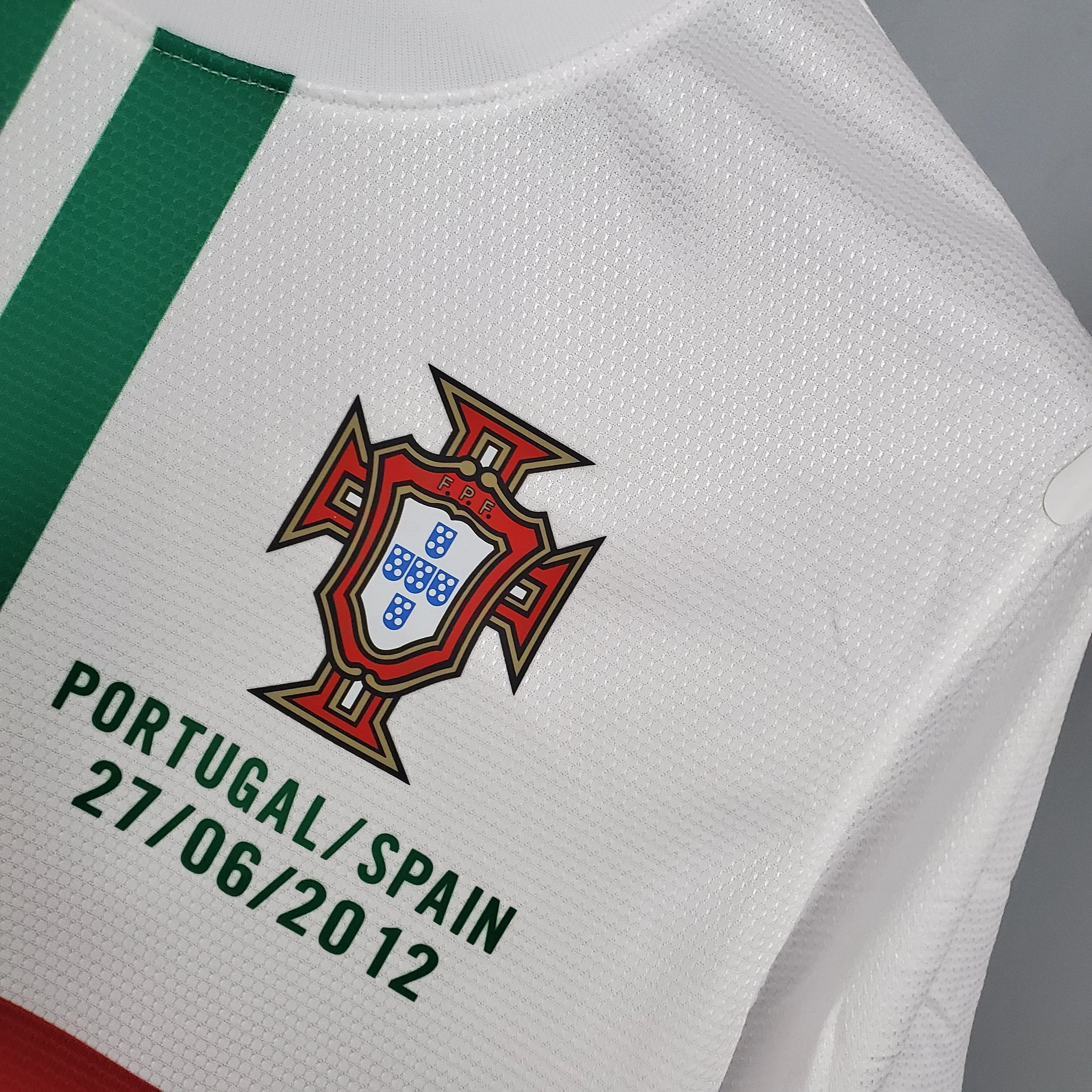 PORTUGAL RETRO AWAYJERSEY 2012 - Image 10