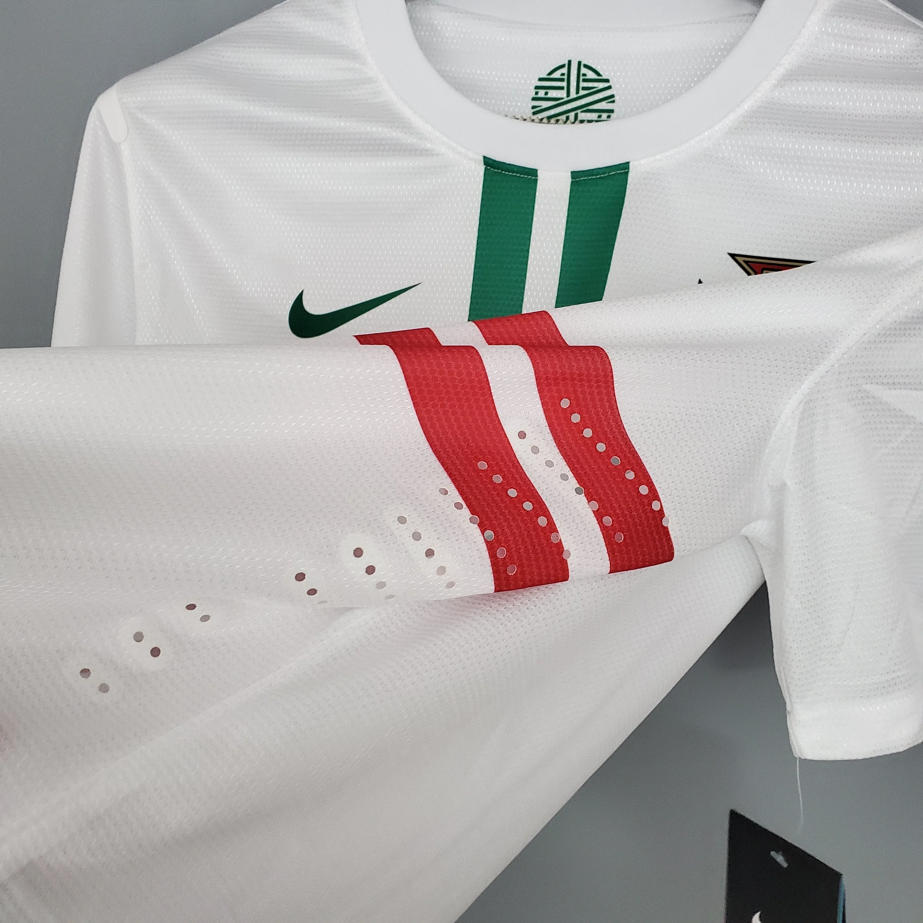 PORTUGAL RETRO AWAYJERSEY 2012 - Image 4
