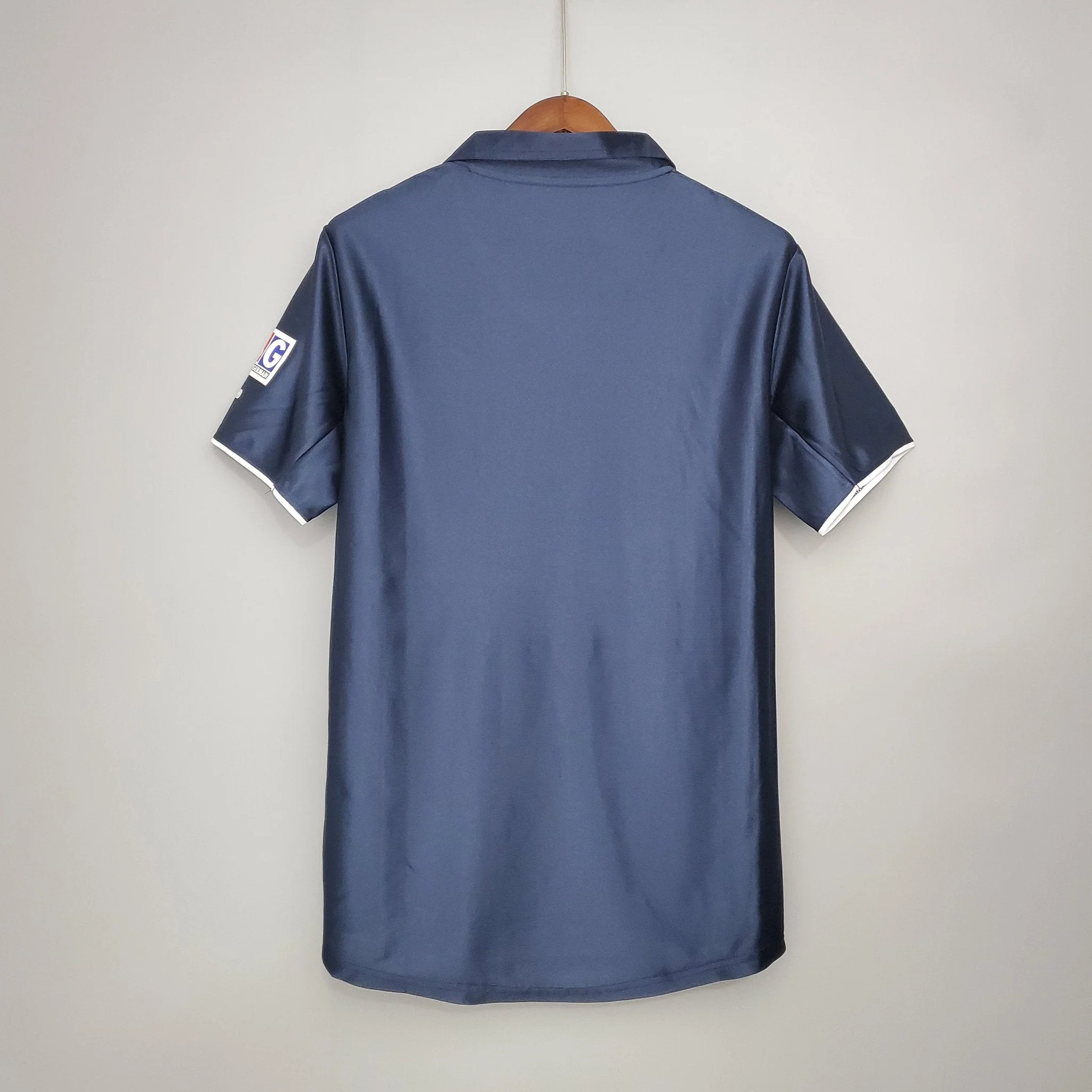 PSG 2001/2002 Retro Jersey - Image 2