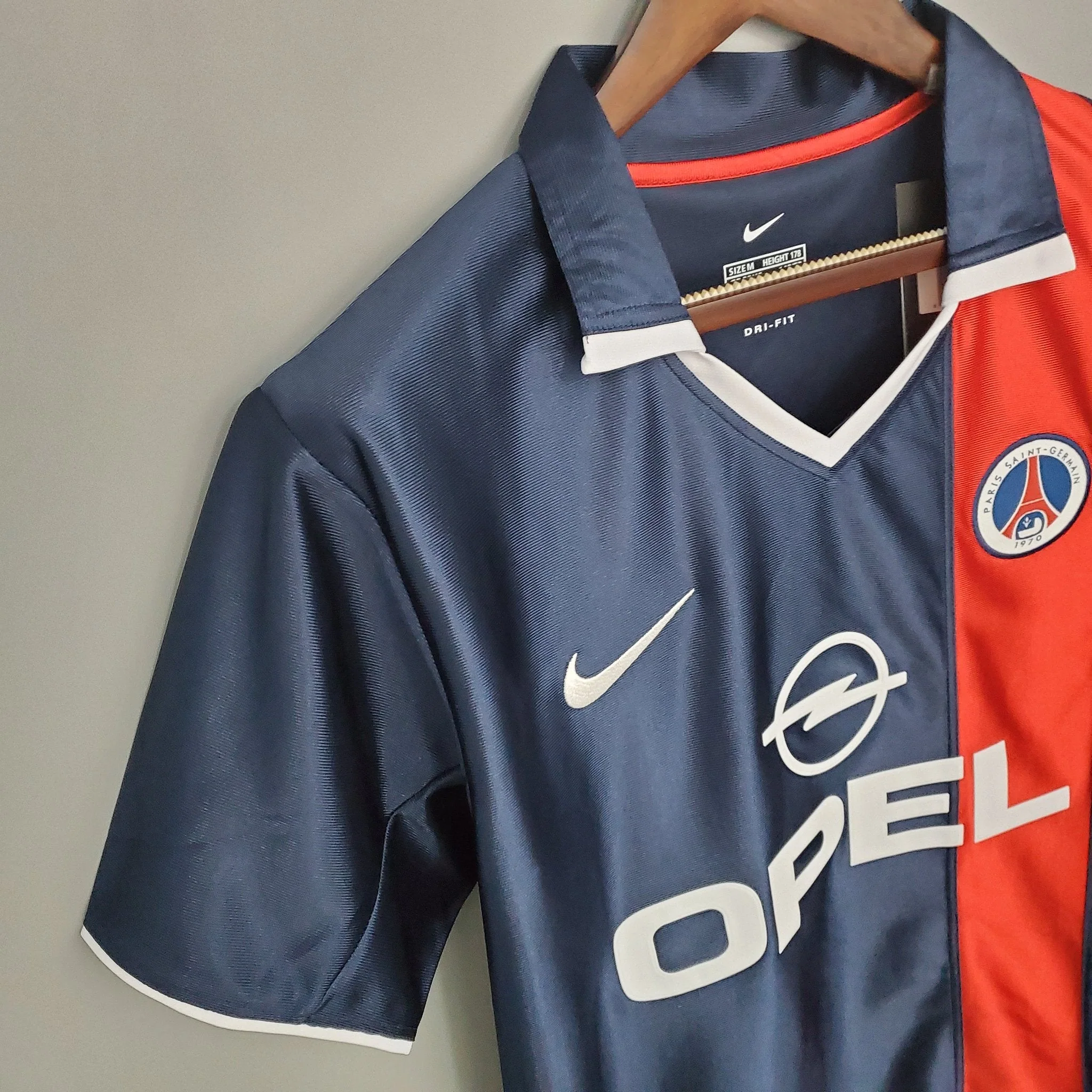PSG 2001/2002 Retro Jersey - Image 4
