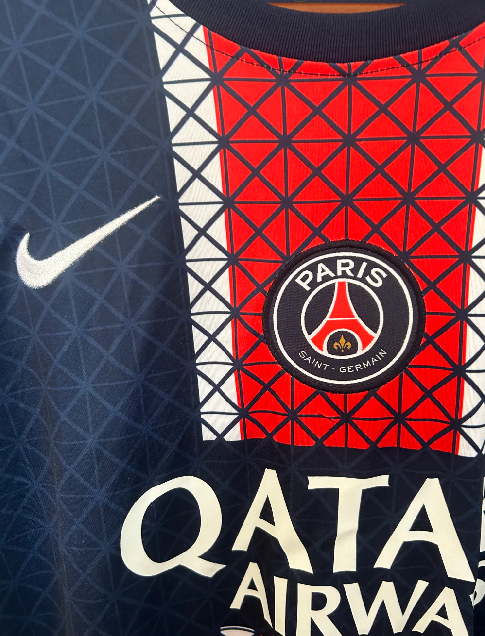 PSG 2025 / 2026 Home kit - Image 4
