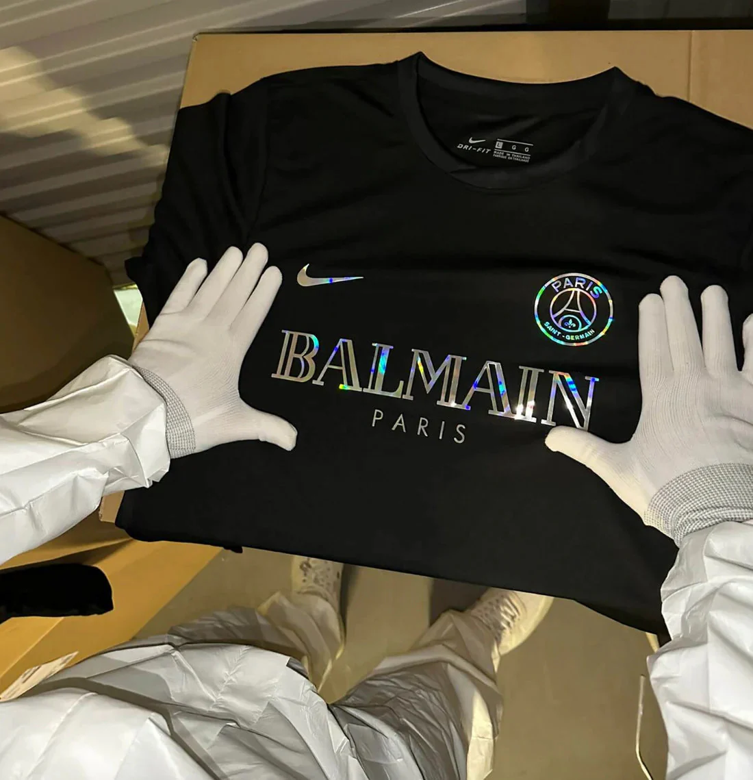 PSG Balmain-Special-Edition Chrome - Image 2