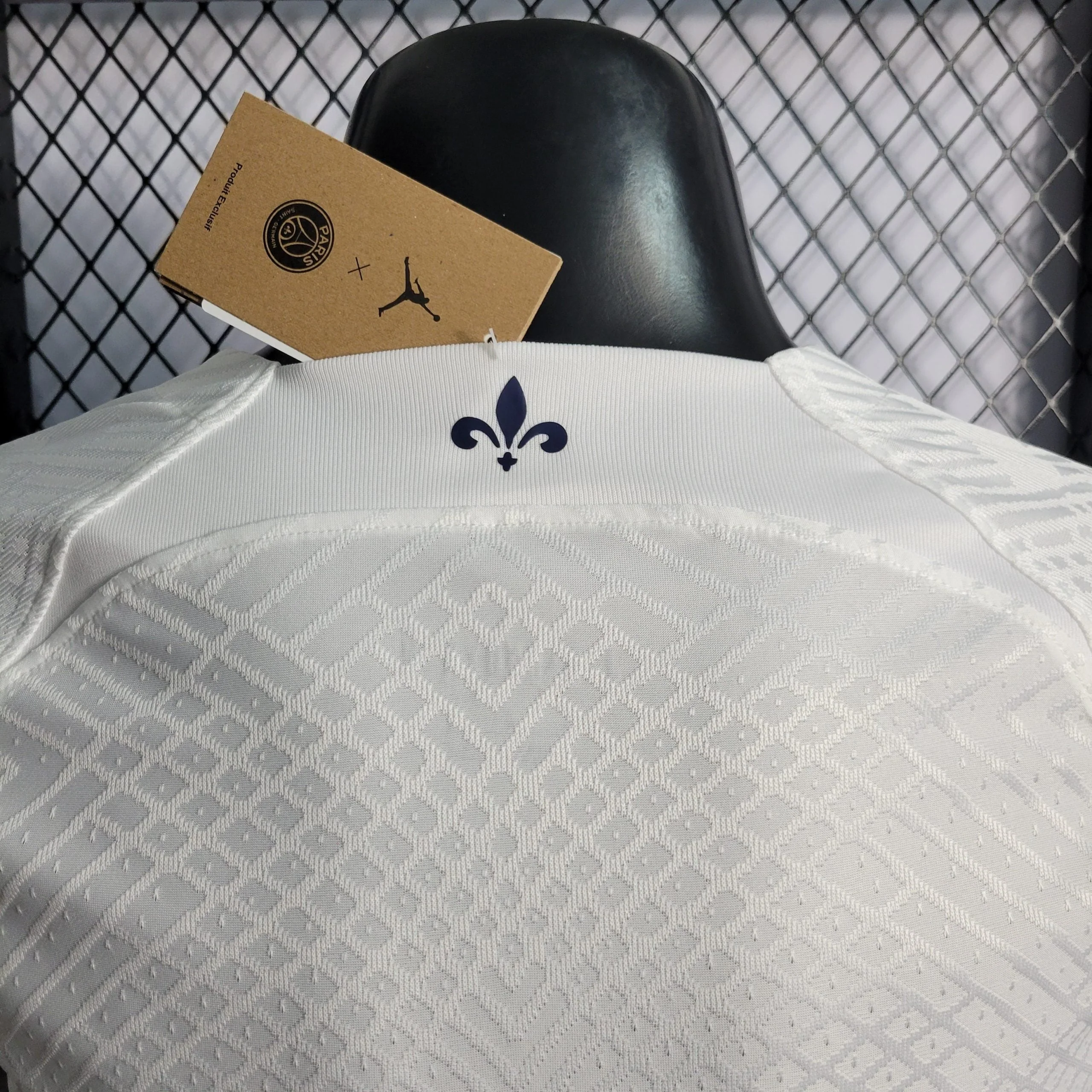 PSG Louis Vuitton Jersey - Image 5