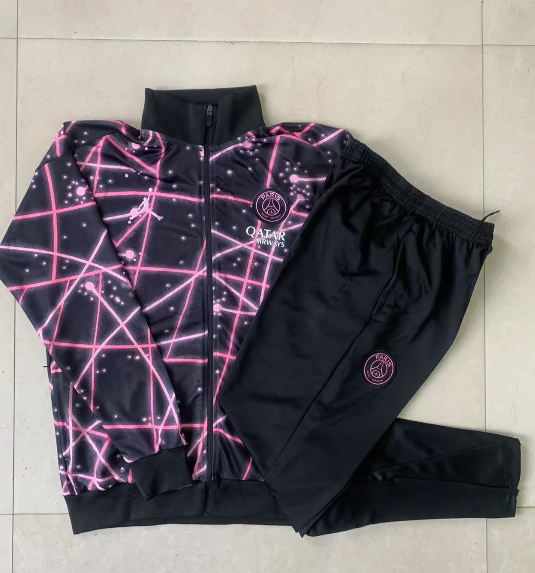 PSG Tracksuit 2025/2026 Black and Pink - Image 4