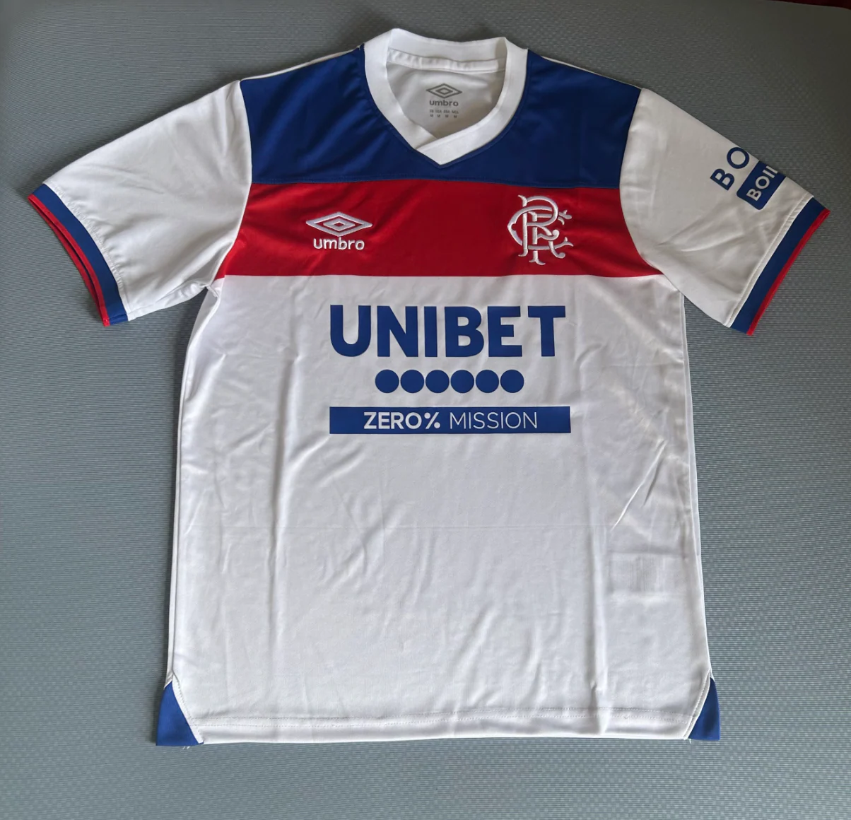 Rangers 2025/2026 away jersey - Image 2