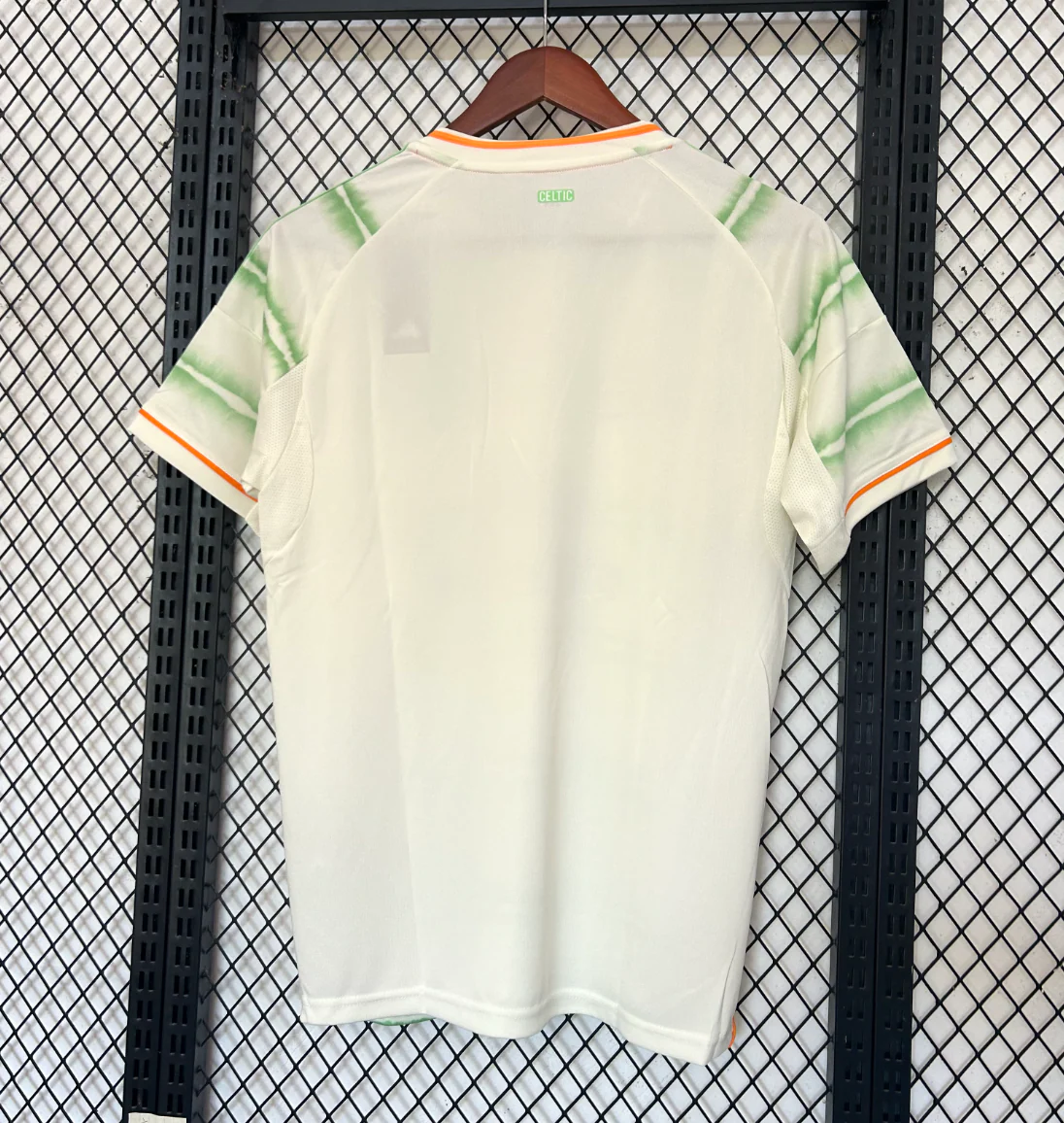 Real Betis 2025/2026 jersey - Image 8