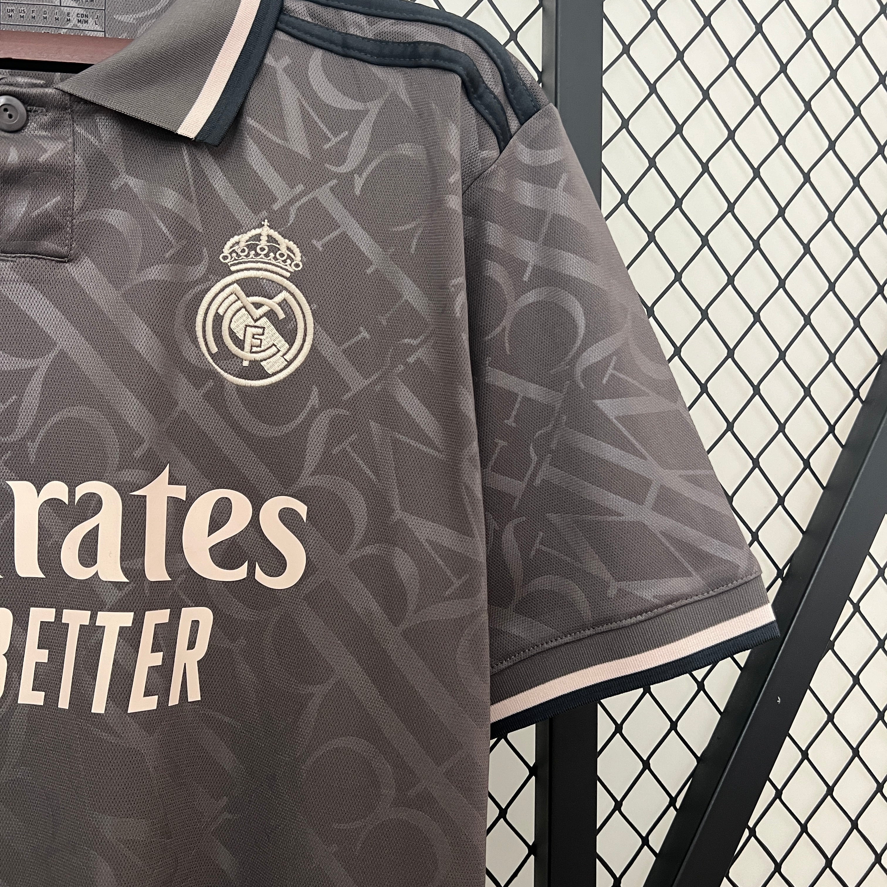 Real Madrid 2024/2025 Third Kit - Image 3