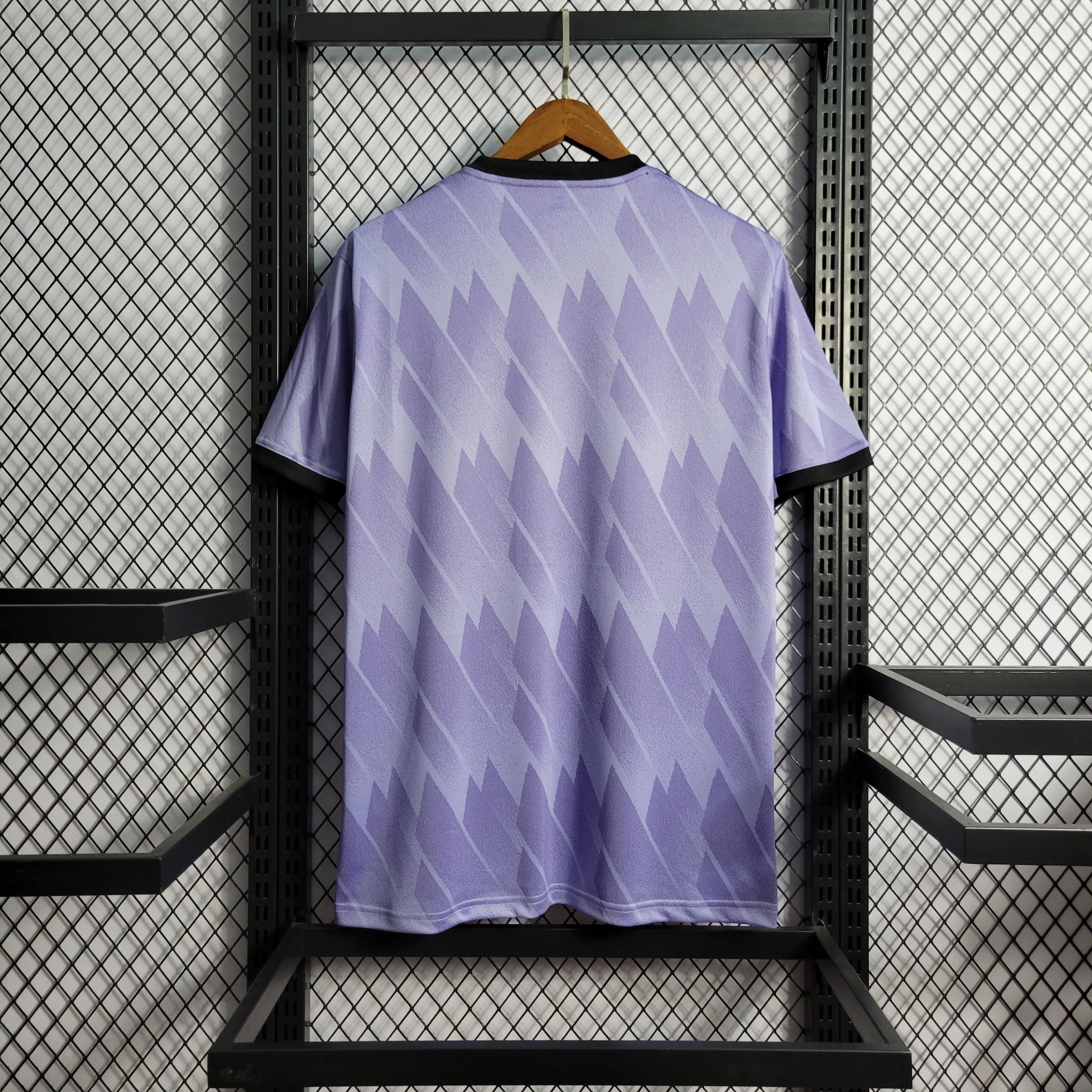 Real Madrid 22-23 Away Kit - Image 4