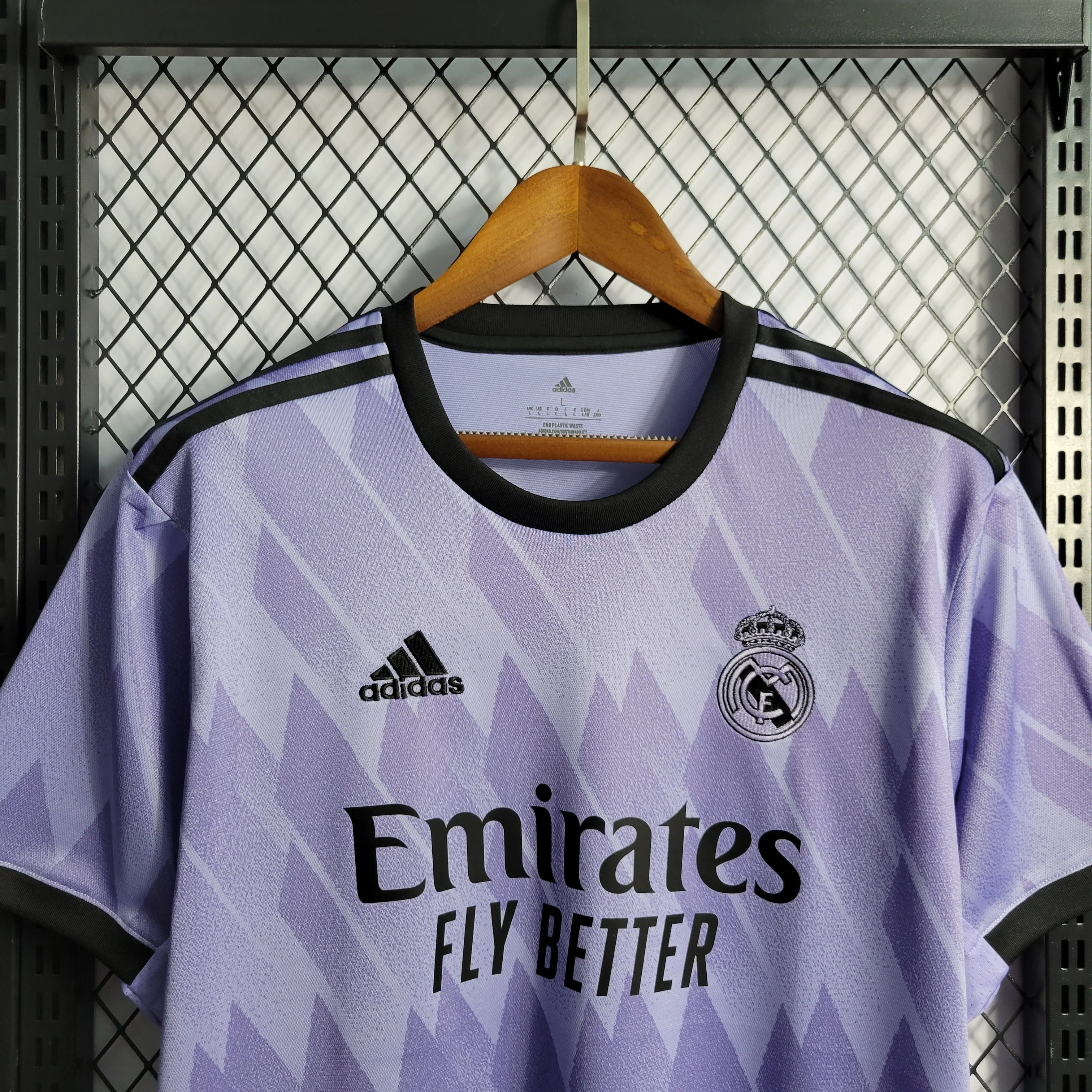 Real Madrid 22-23 Away Kit - Image 5