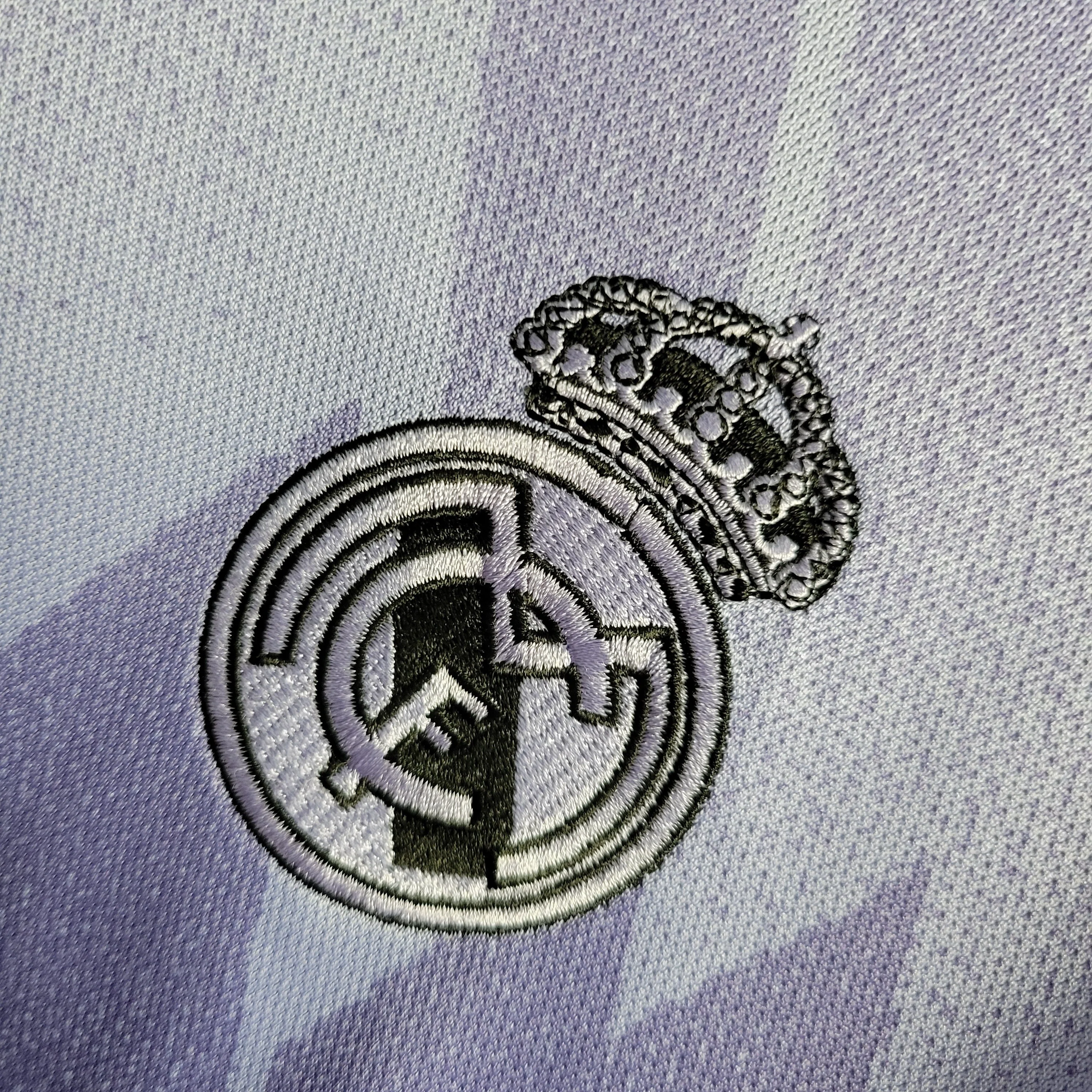 Real Madrid 22-23 Away Kit - Image 7