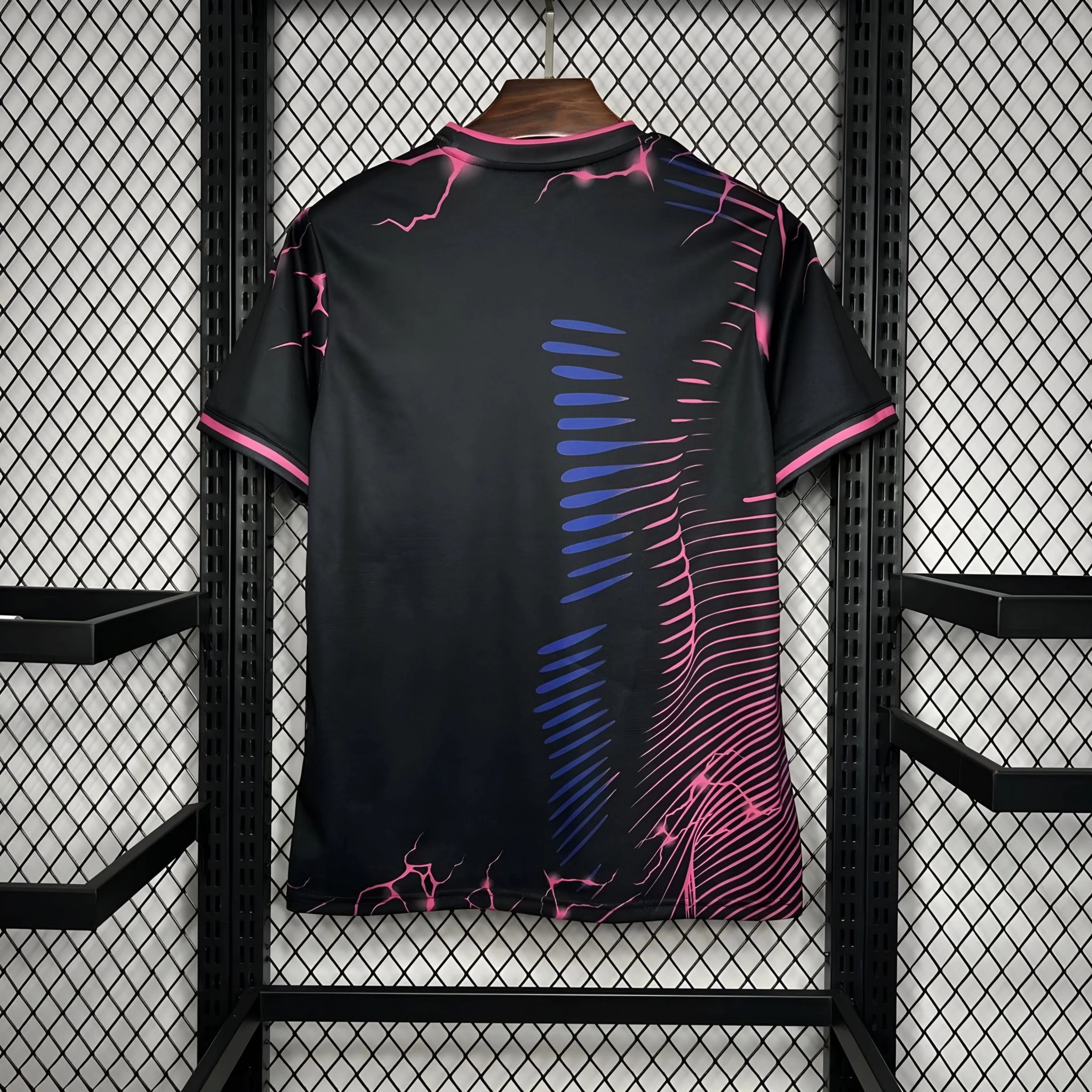 Real Madrid 24/25 Special Panther Shirt purple - Image 2