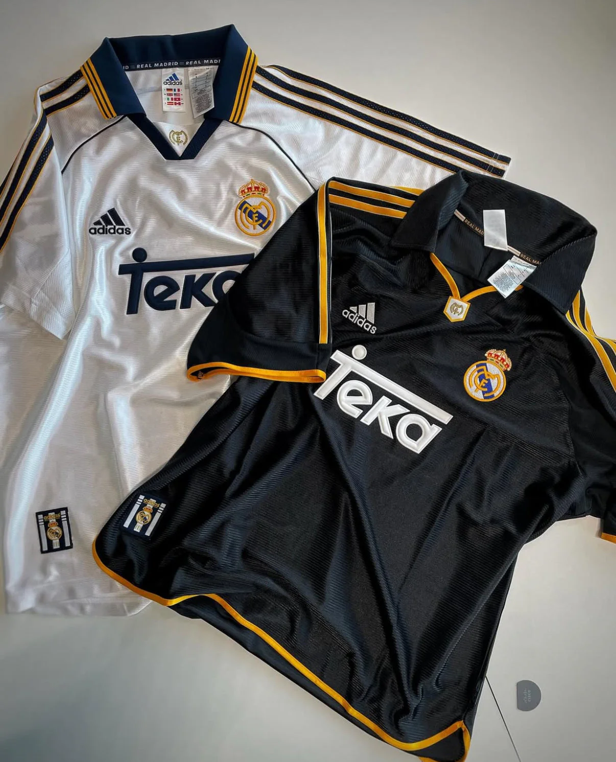 Real Madrid Home Retro Kit 1999/ 2000 - Image 14