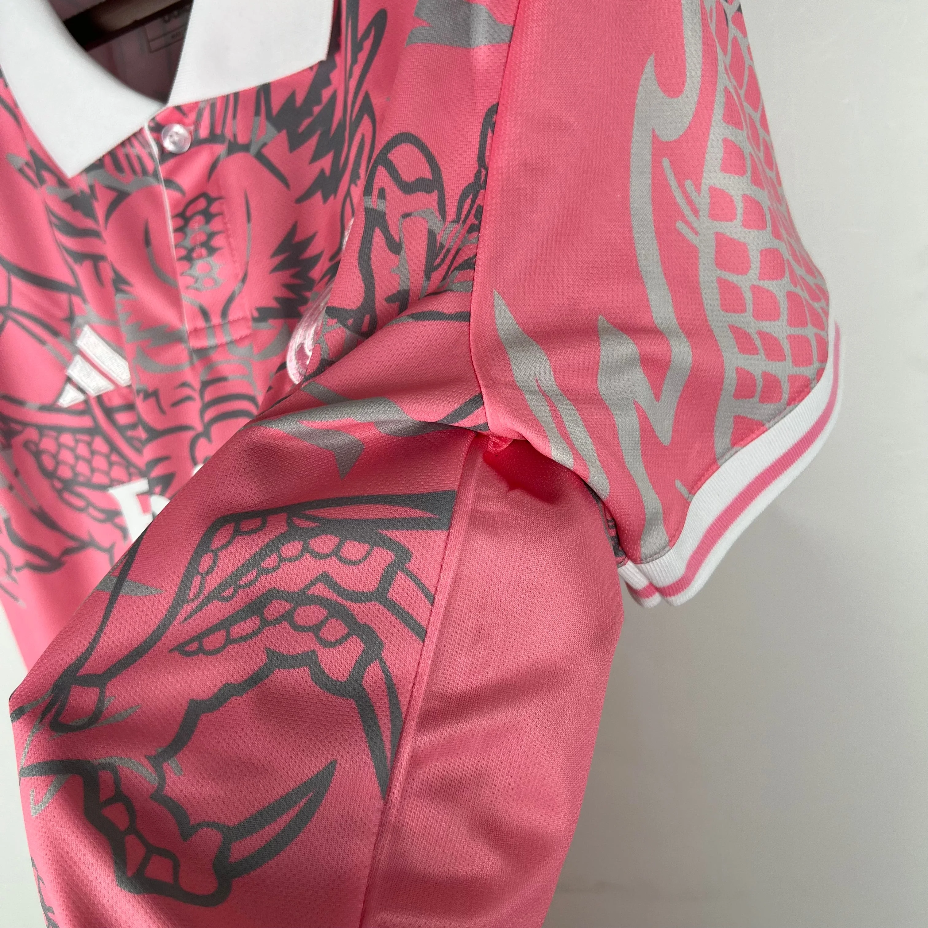 Real Madrid Pink Dragon Jersey - Image 3