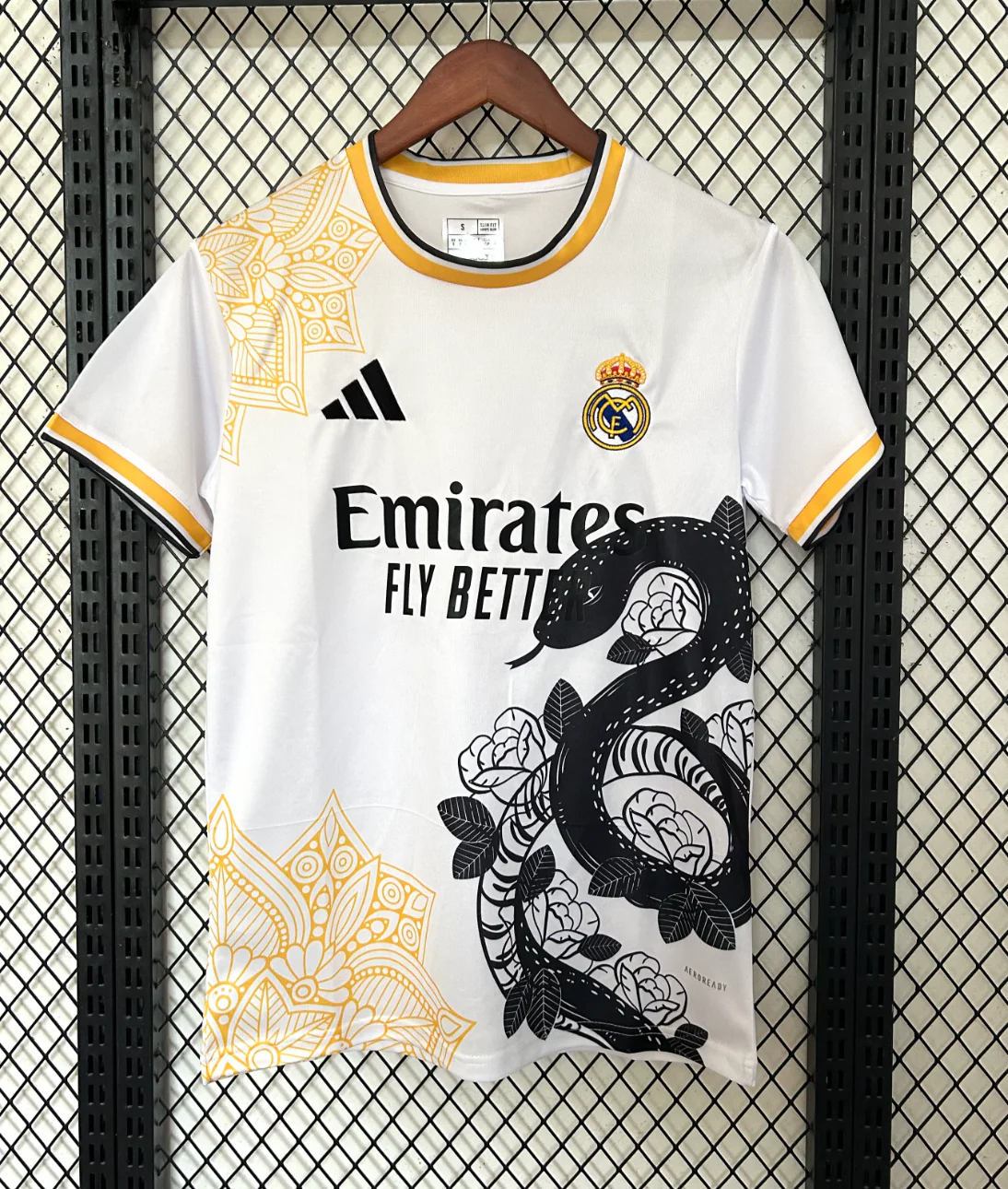 Real Madrid Snake jersey Special Edition 2025 / 2026 - Image 2