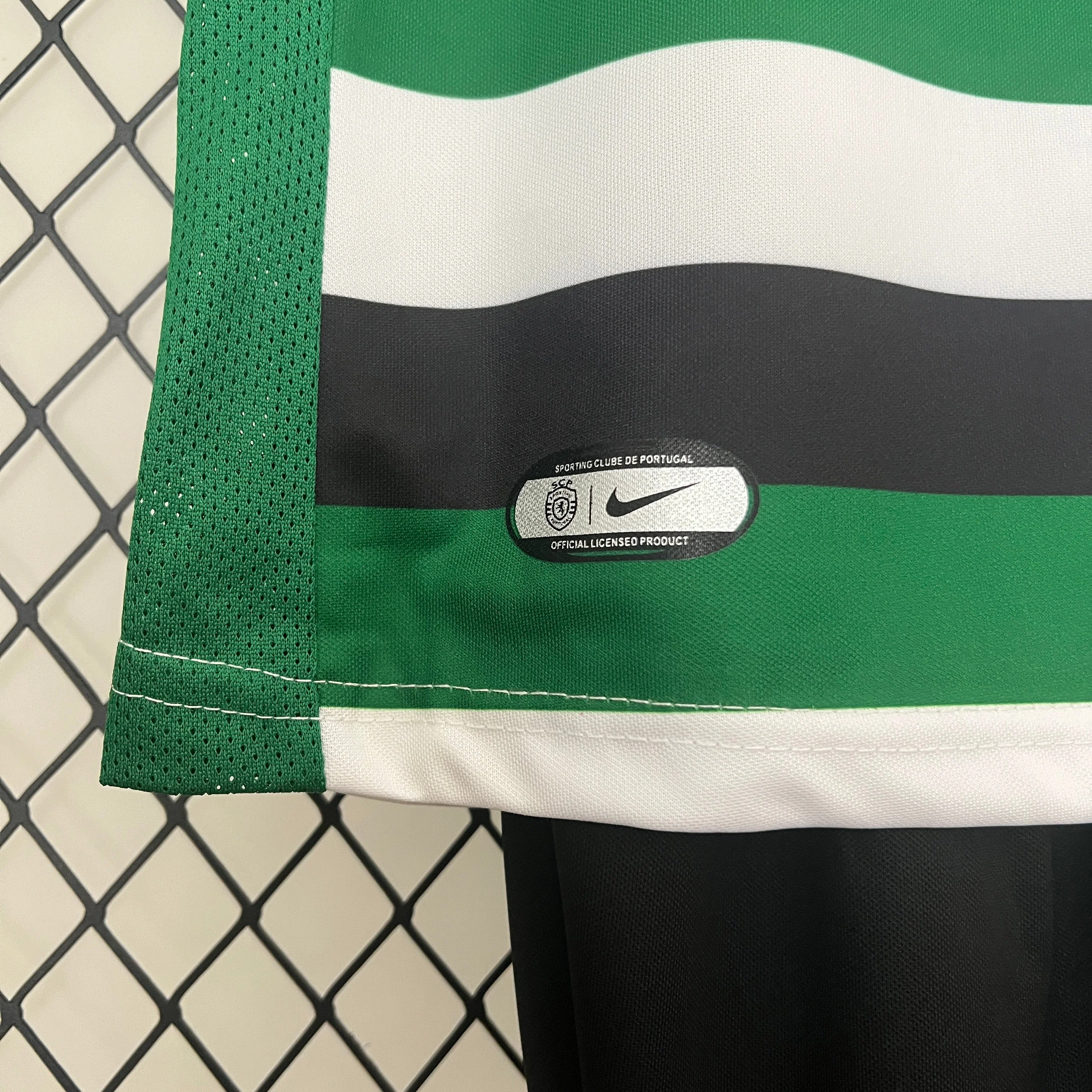 Sporting Lisbon 24-25 Kids jersey - Image 5