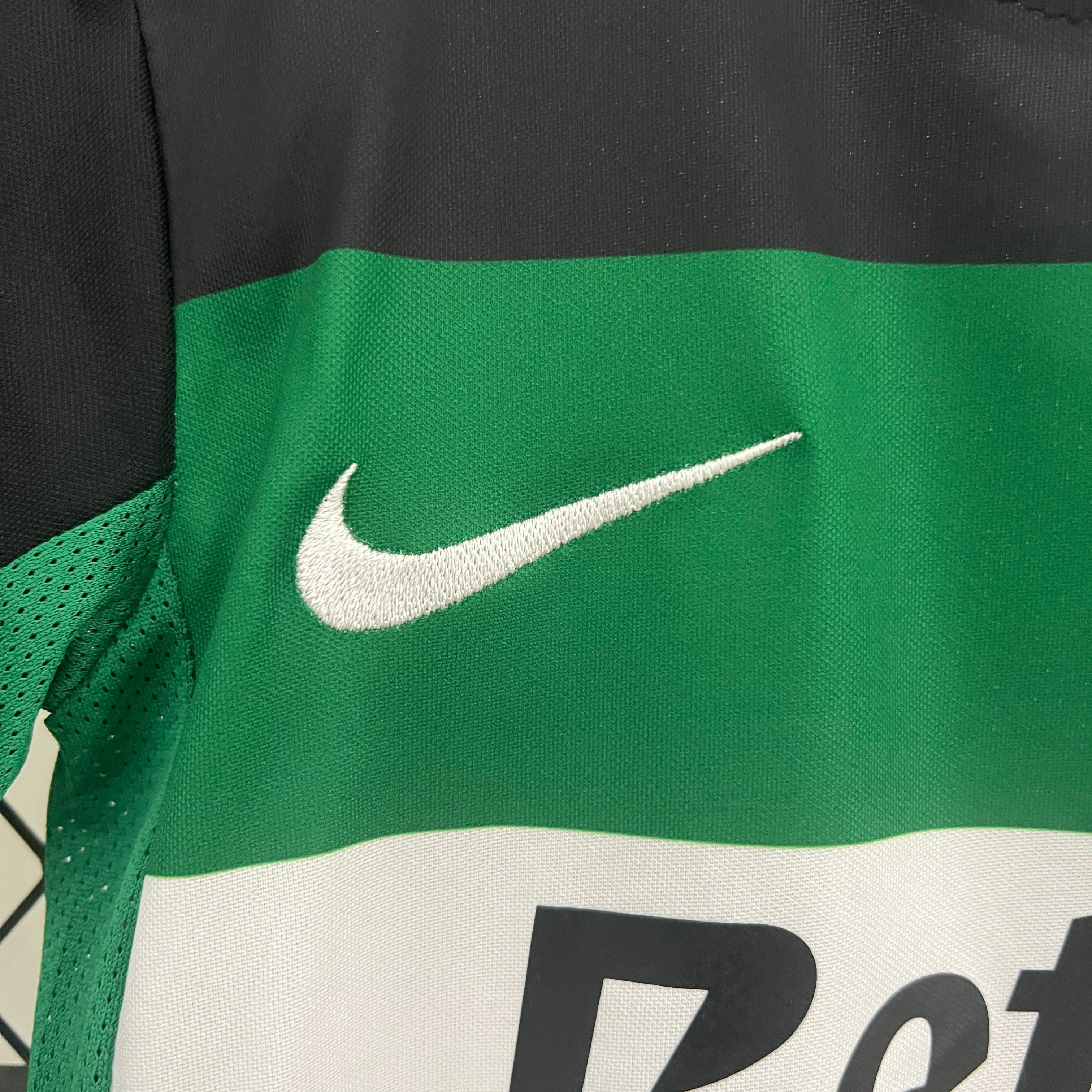 Sporting Lisbon 24-25 Kids jersey - Image 6