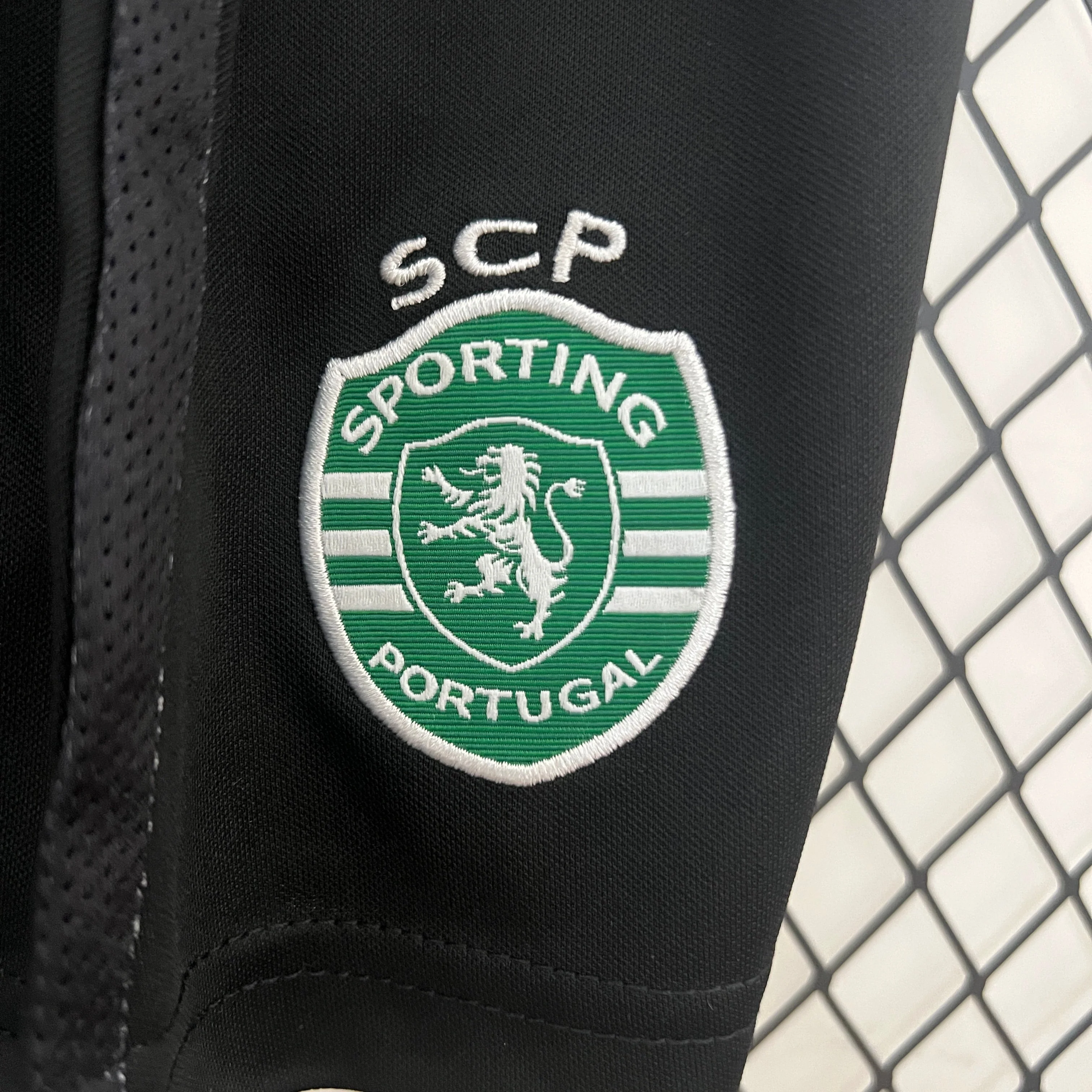 Sporting Lisbon 24-25 Kids jersey - Image 7