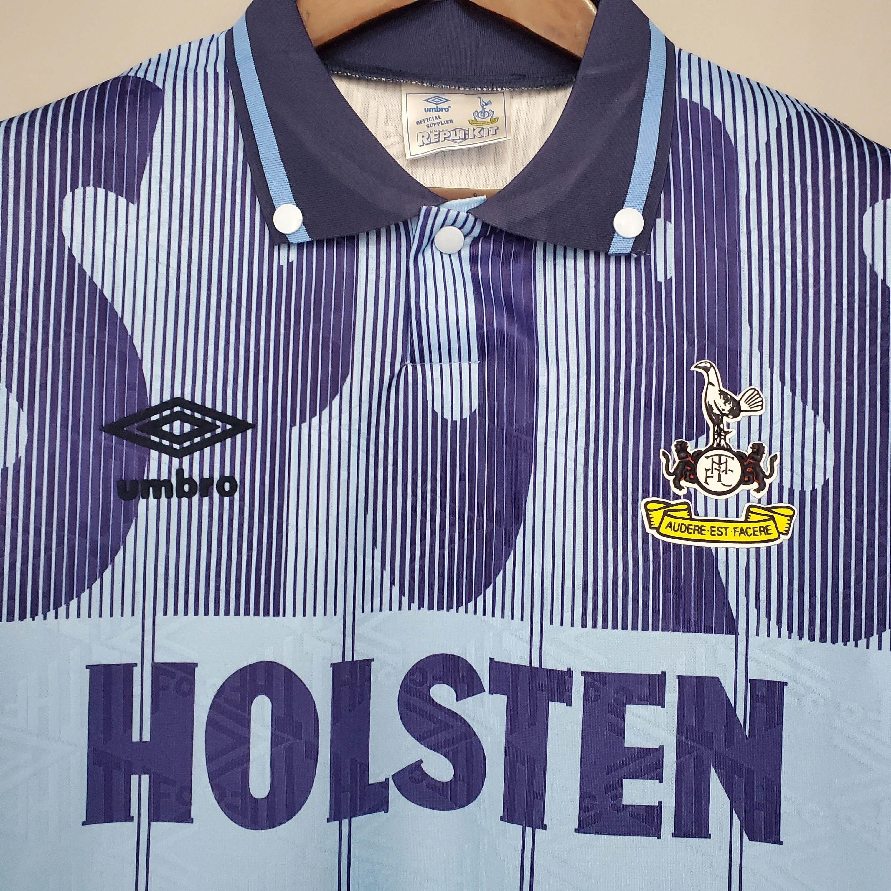 spurs retro kit 1992/1994 Tottenham away third kit - Image 2