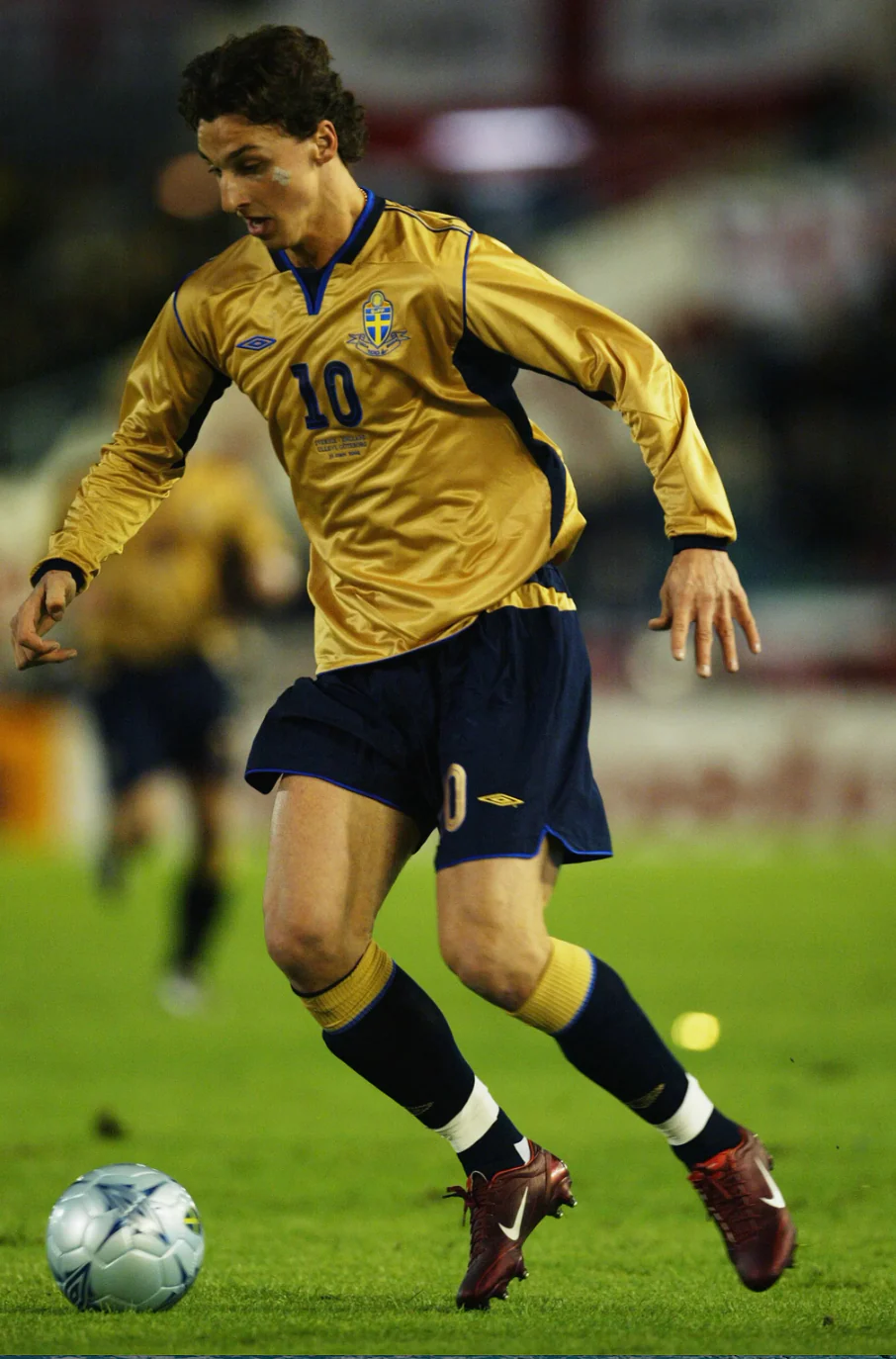 Sweden 2004 Retro Golden Jersey Away Long Sleeves - Image 3