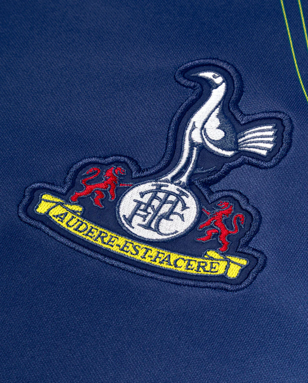 Tottenham 2025/2026 Training Jersey - Image 3