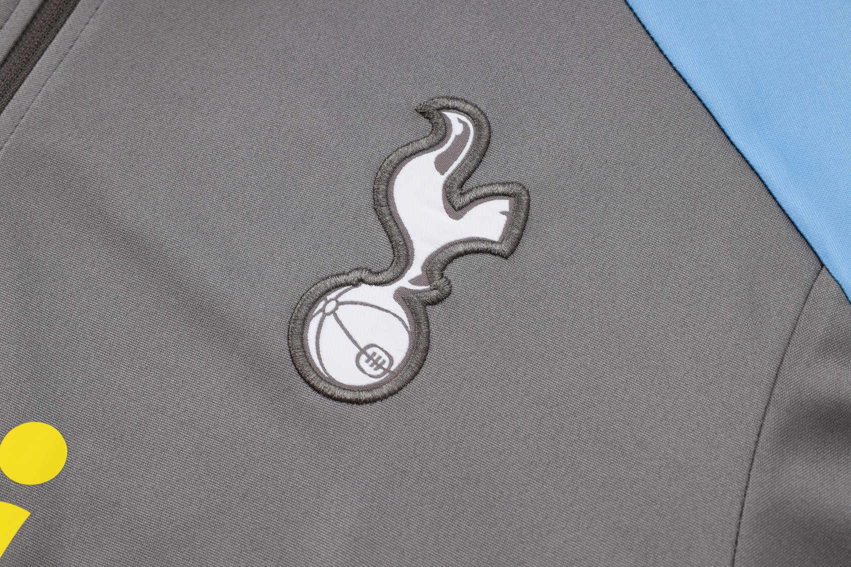 Tottenham Grey Tracksuit - Image 2