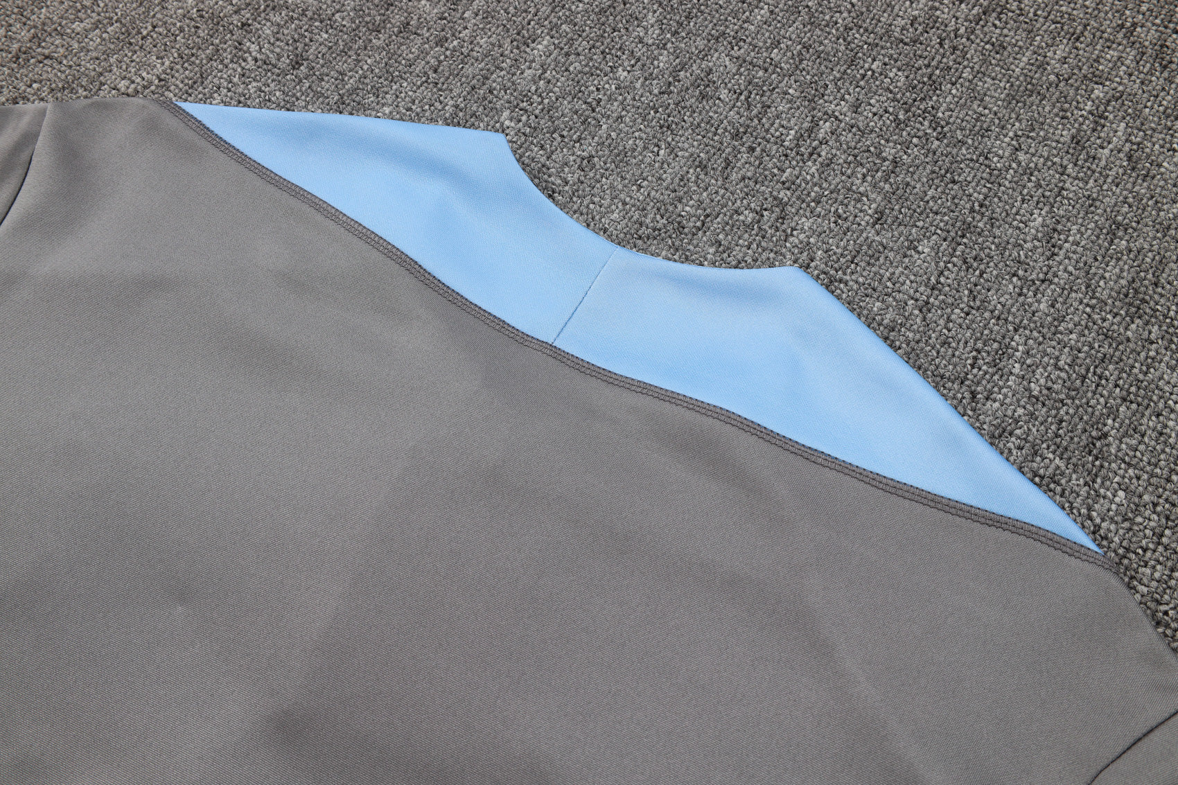 Tottenham Grey Tracksuit - Image 6
