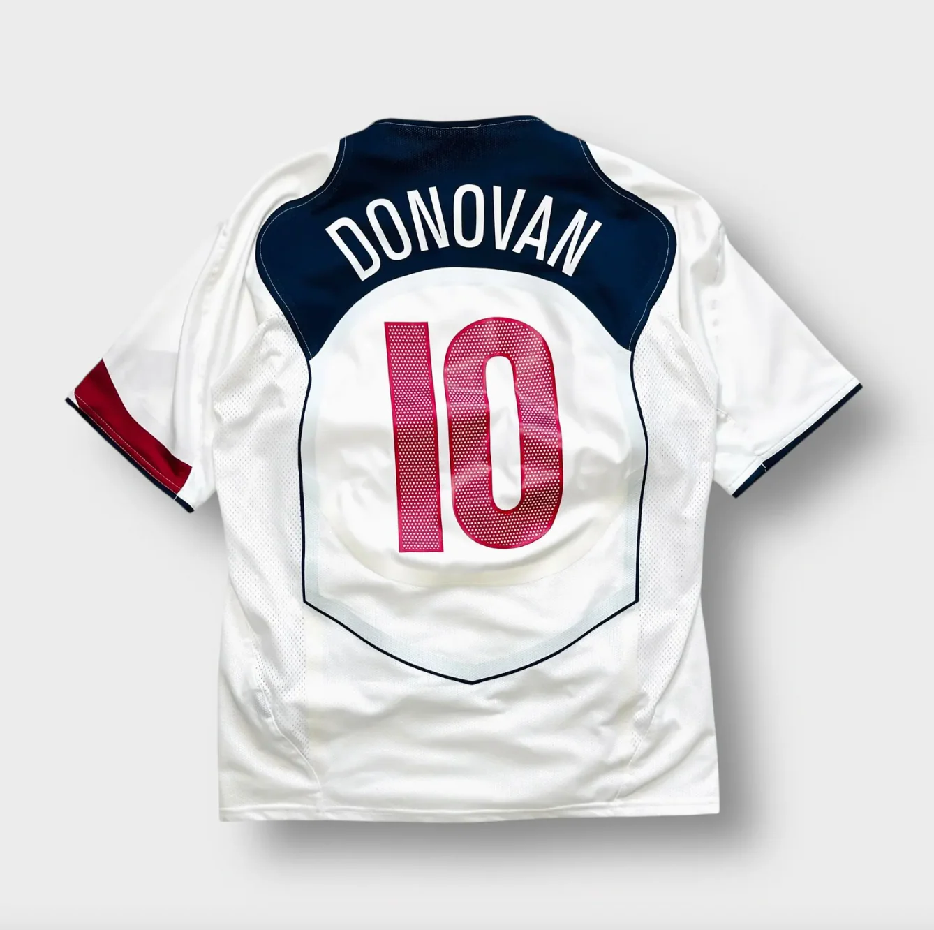 USA Retro 2004 soccer jersey - Image 2