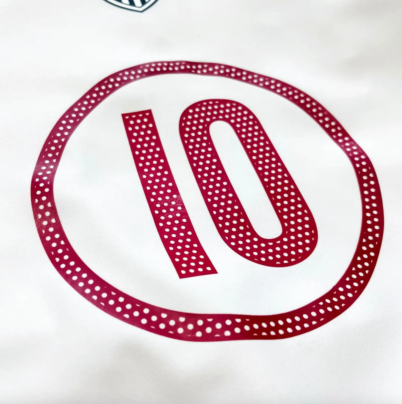USA Retro 2004 soccer jersey - Image 3