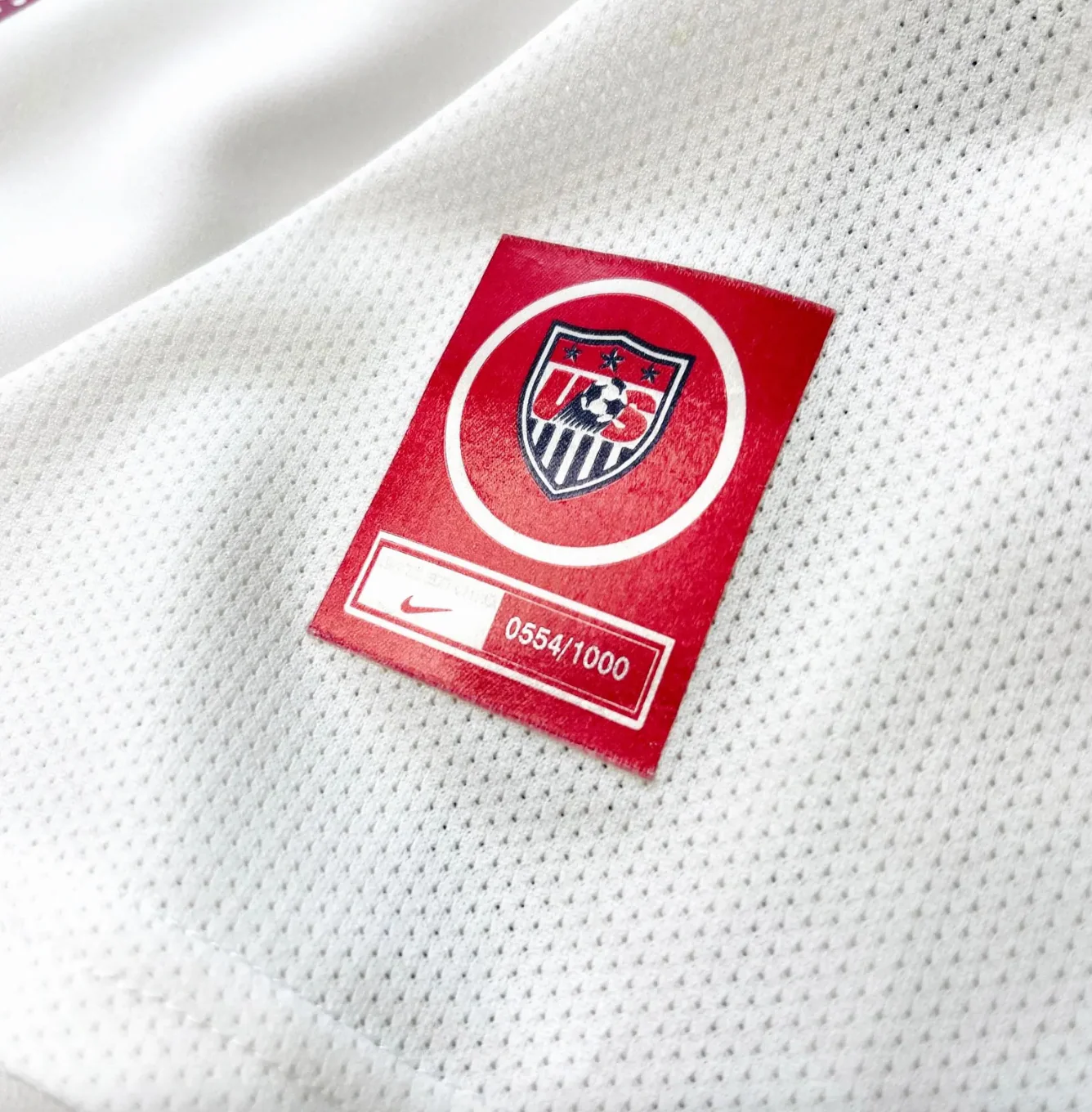 USA Retro 2004 soccer jersey - Image 6