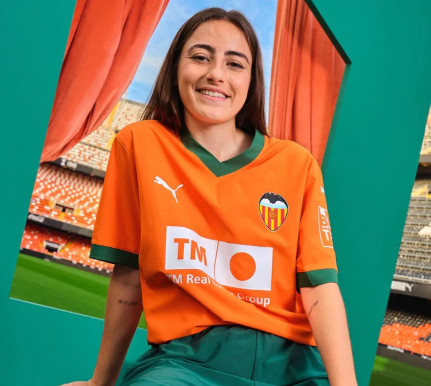 Valencia Orange Jersey 24/25 - Image 4